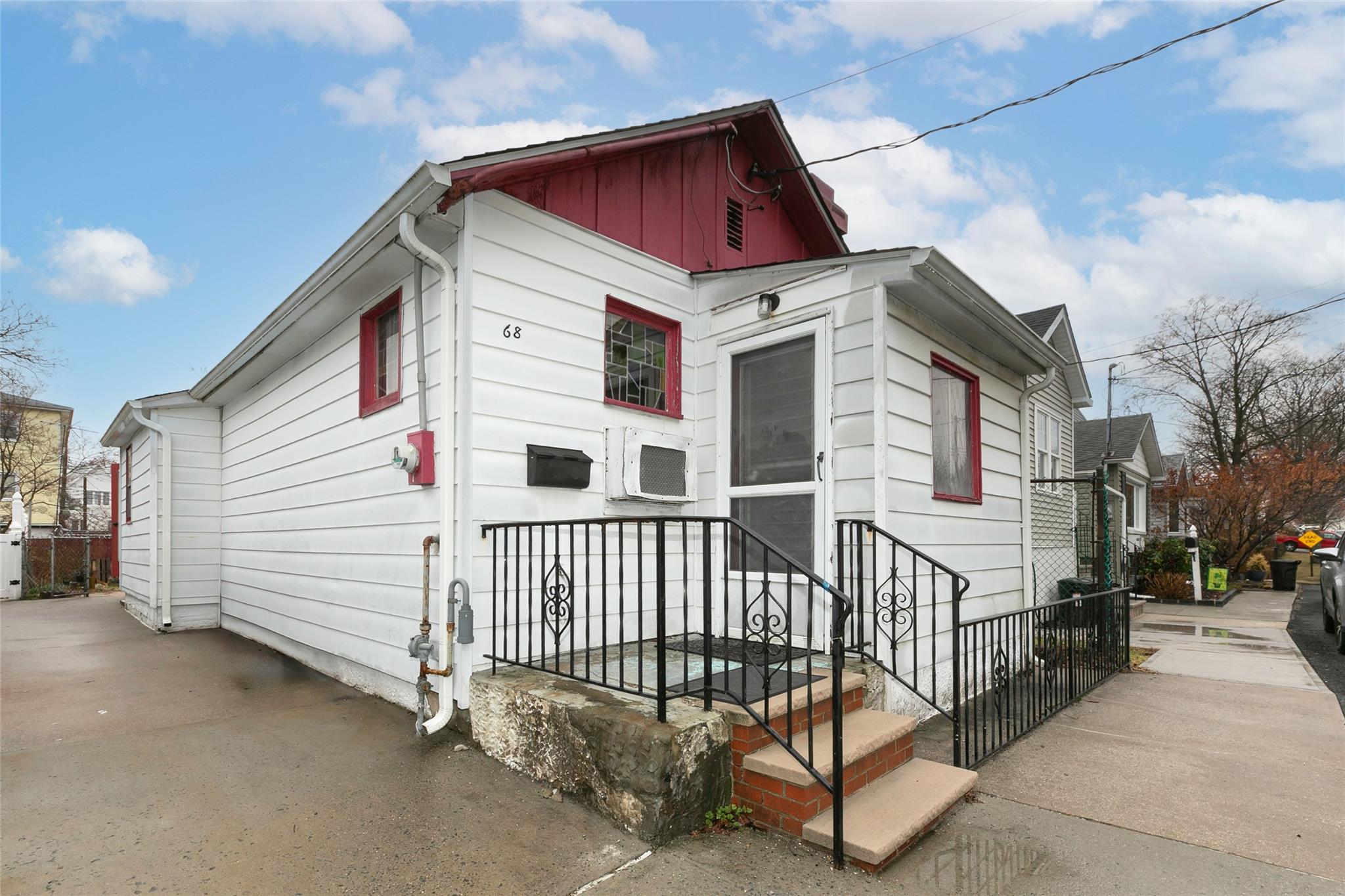 68 Tier Street Property Photo