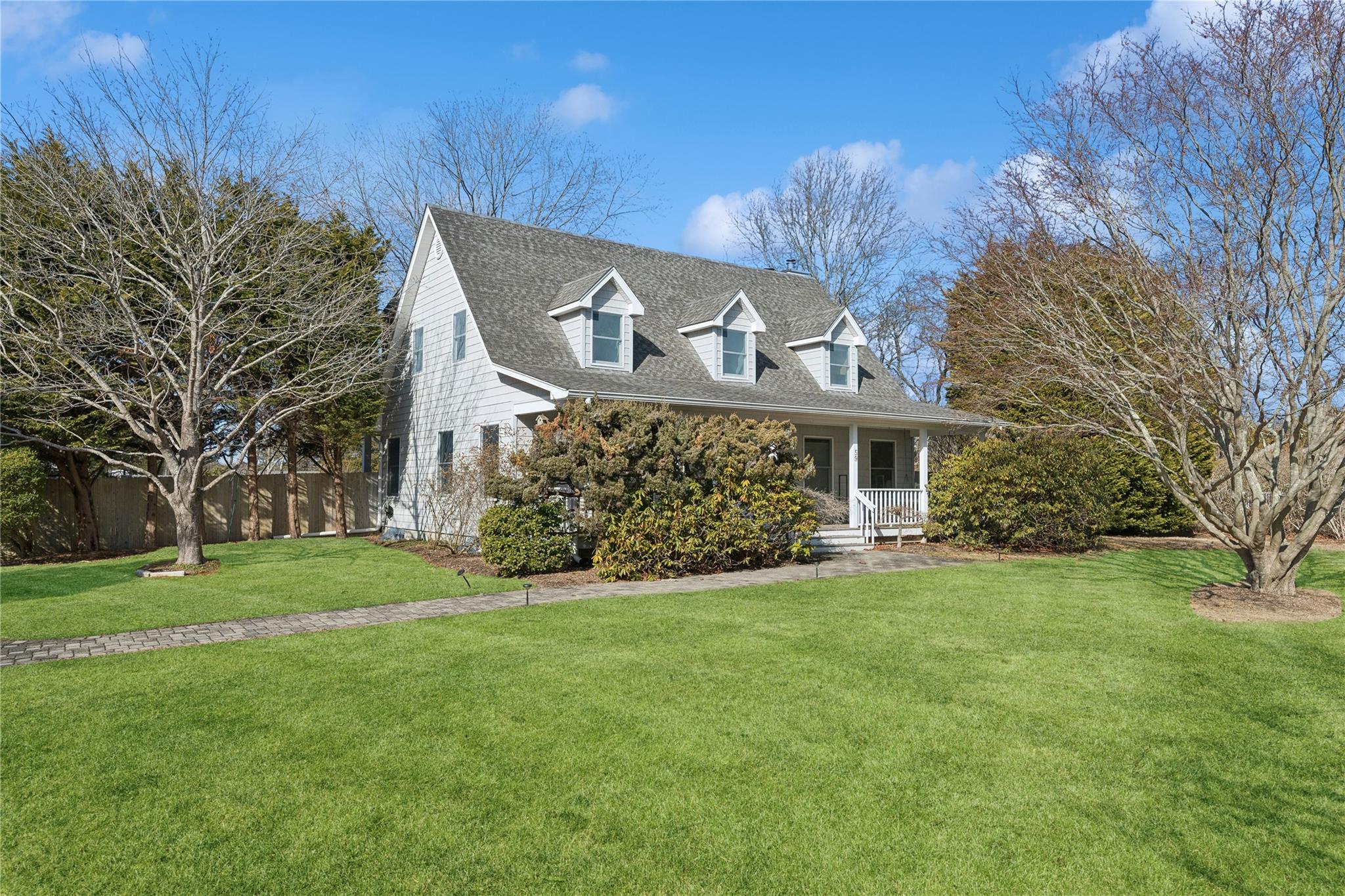 59 N Bay Avenue Property Photo