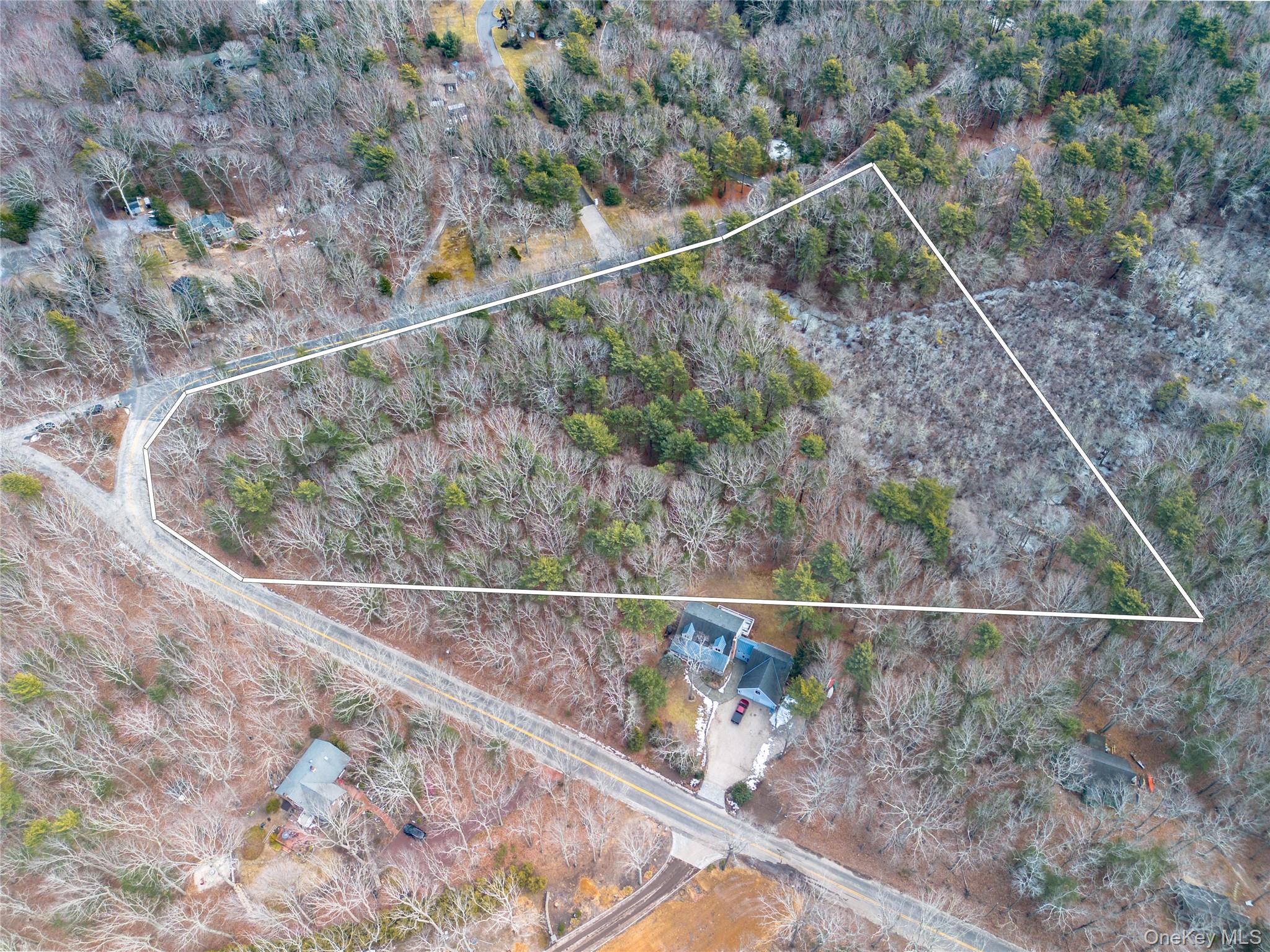 11200 N Bayview Road Property Photo 2