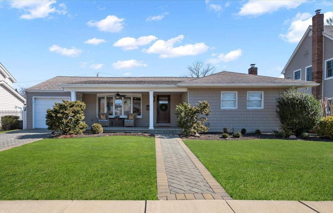 1395 Millwood Lane Property Photo