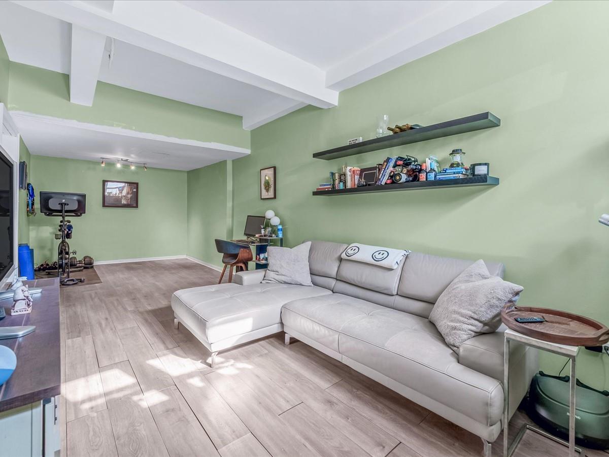 34-20 Parsons Boulevard Apt H Property Photo 13