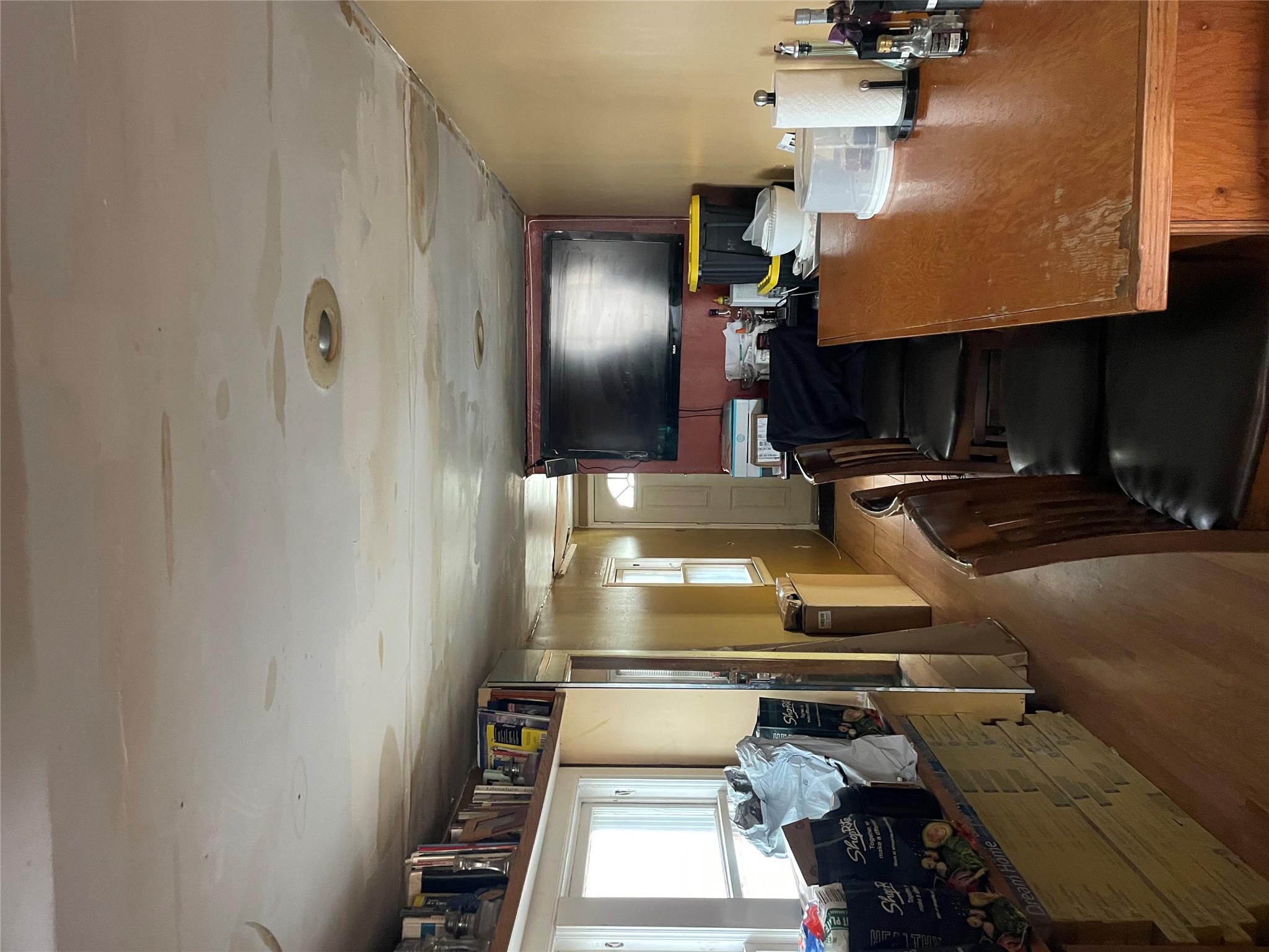 234 Betts Avenue Property Photo 3