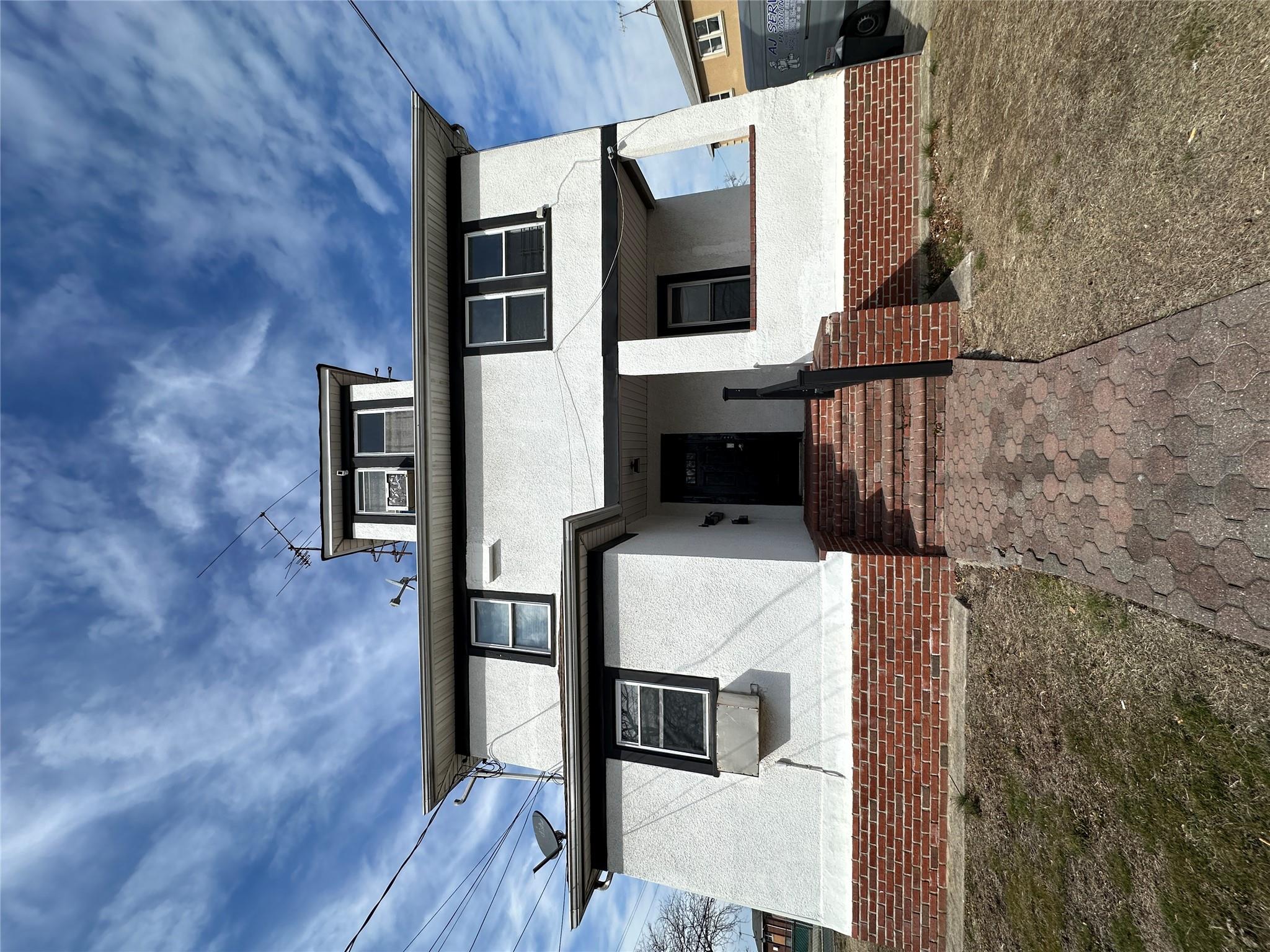210 Pearl Street 2 Property Photo