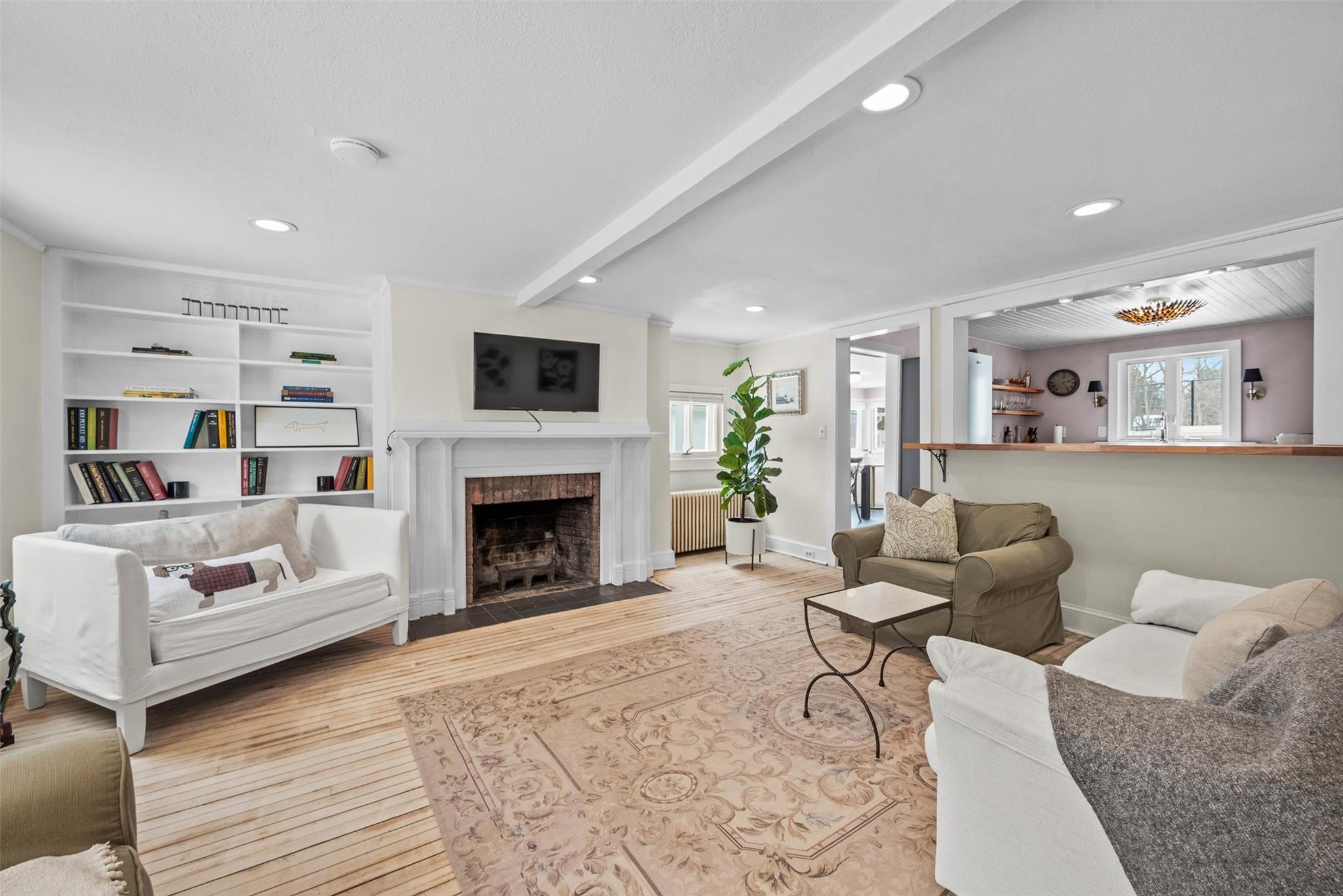 22 River Avenue Property Photo 1