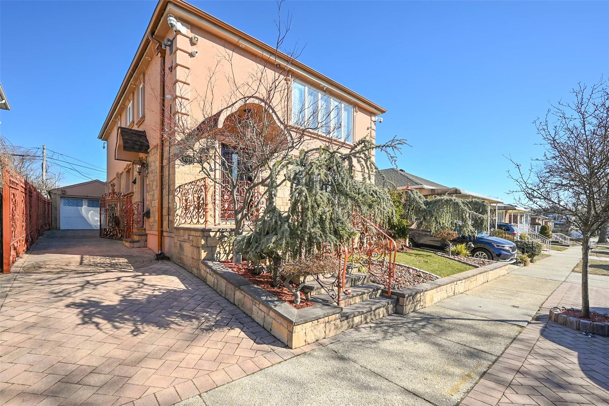 15719 16th avenue Avenue Property Photo 1