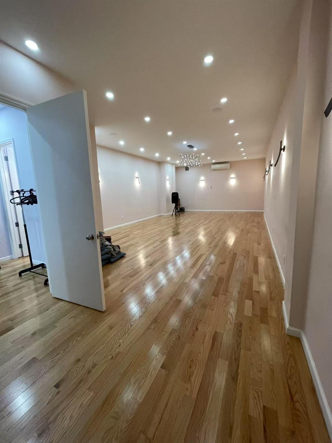 41-12 29th Street Property Photo 4