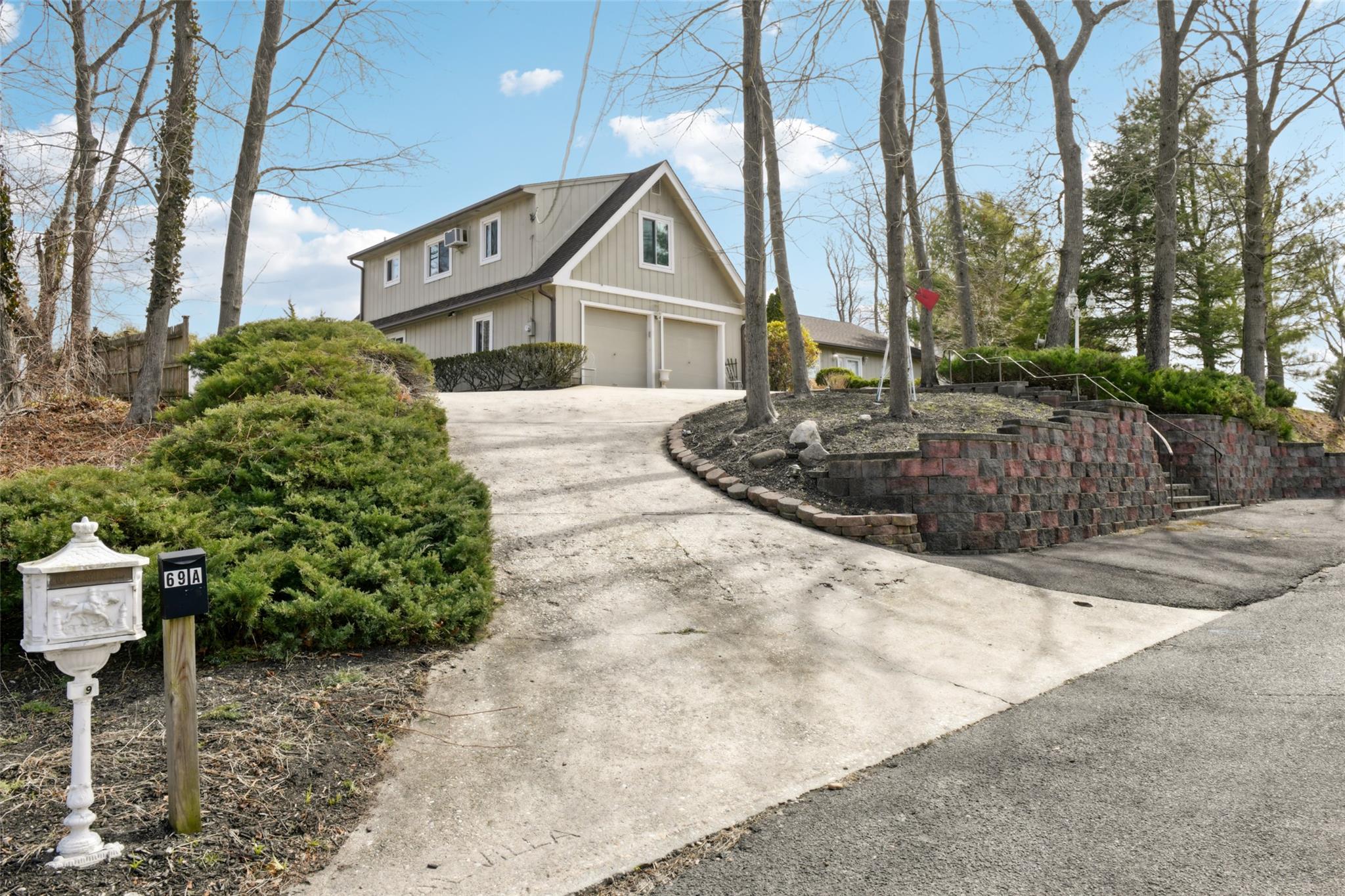 69 Bellhaven Road Property Photo