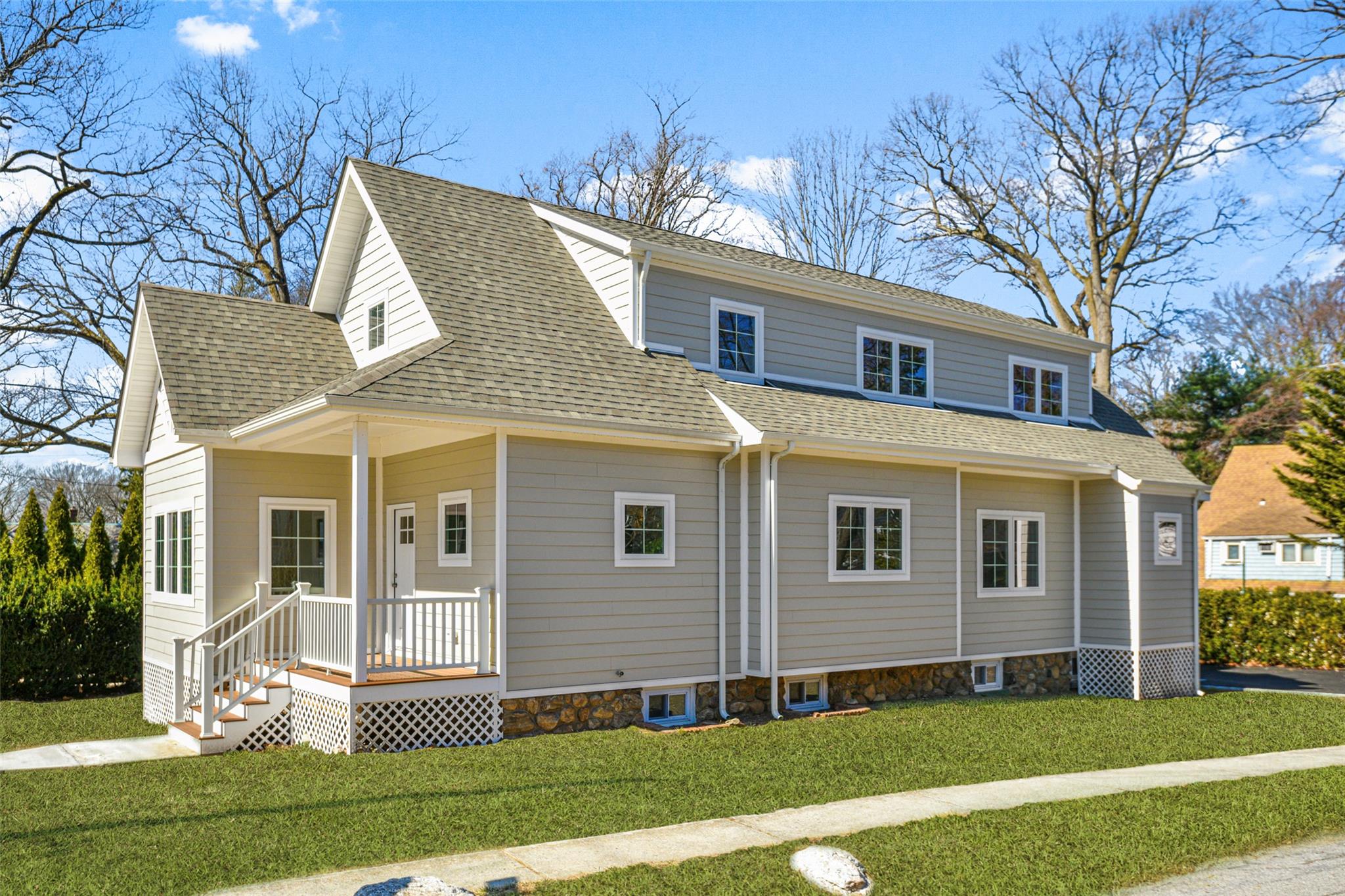 146 Mountain Avenue Property Photo 3