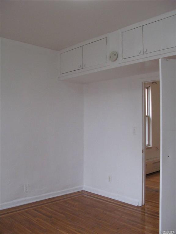 21-07 38 Street Property Photo 6