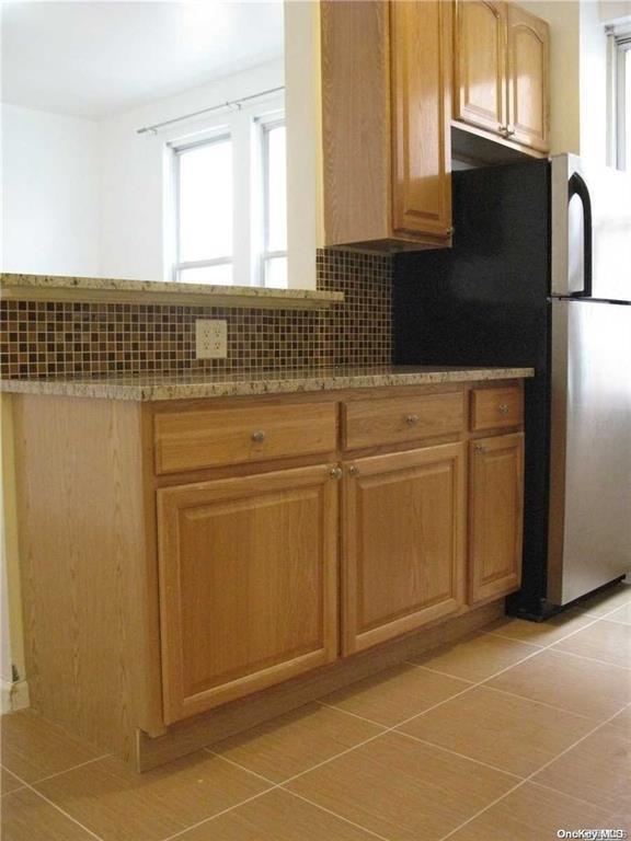 21-07 38 Street Property Photo 14