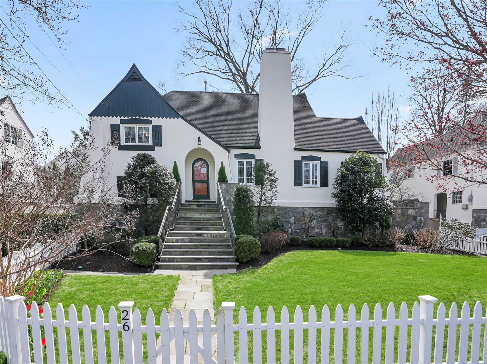 26 Mohawk Street Property Photo