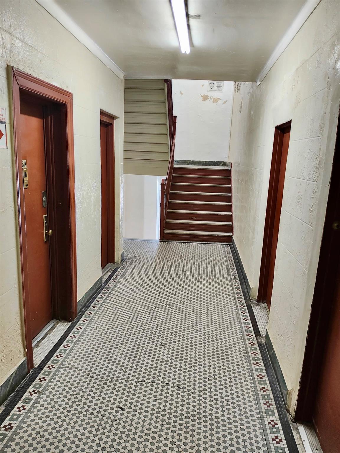1015 Summit Avenue 6b Property Photo 3