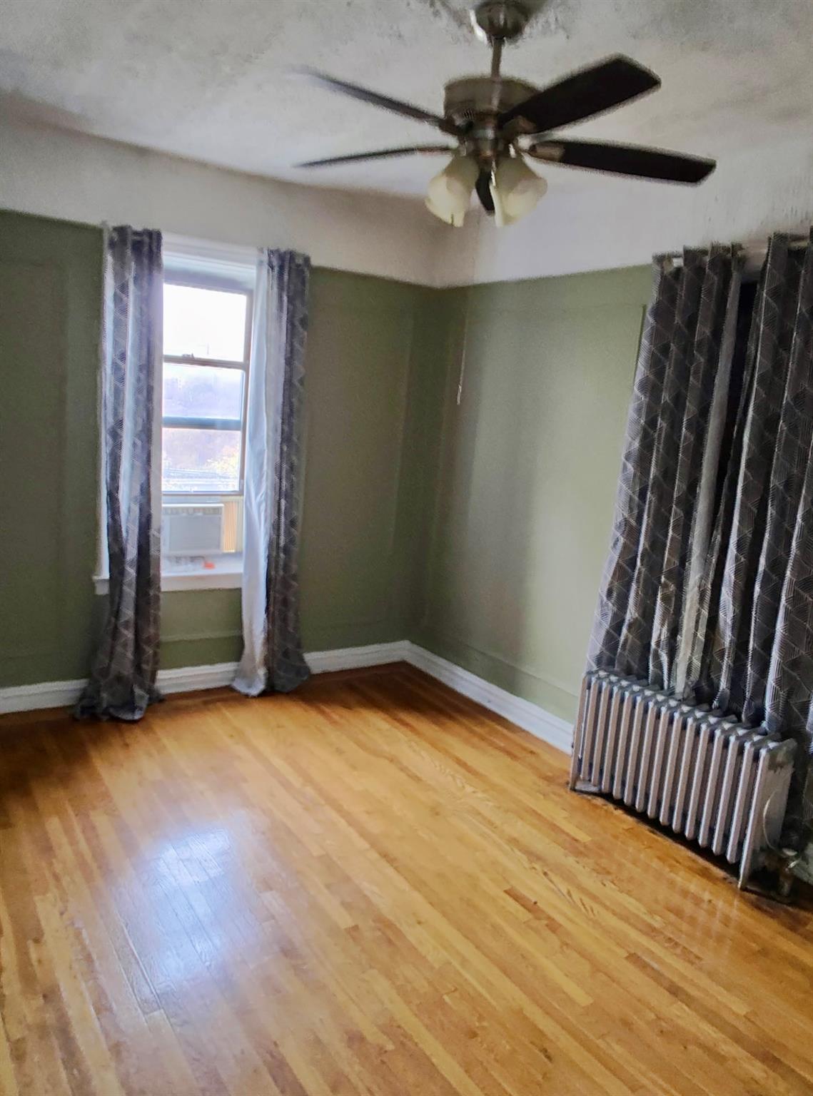 1015 Summit Avenue 6b Property Photo 17