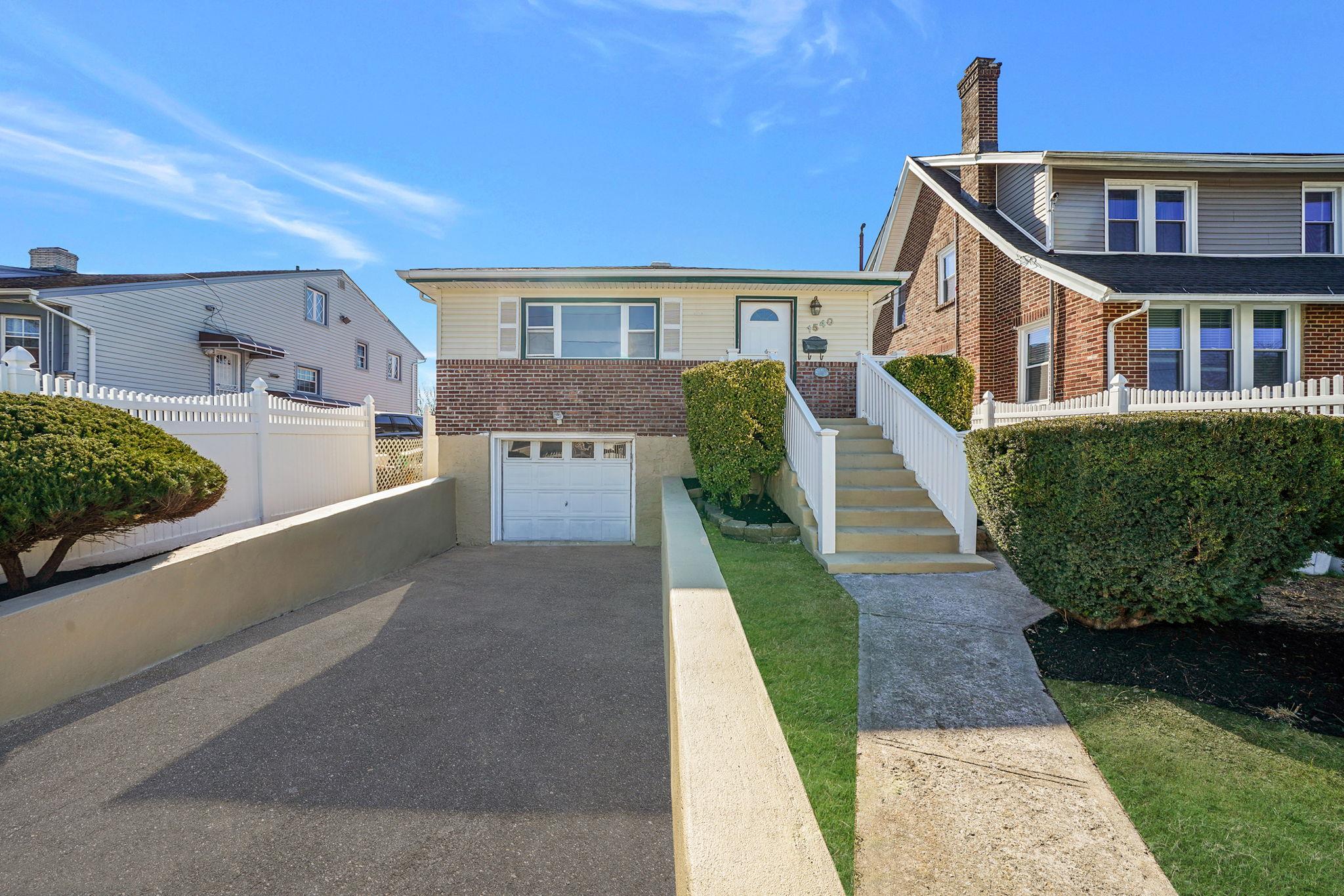 1540 Dunbar Street Property Photo