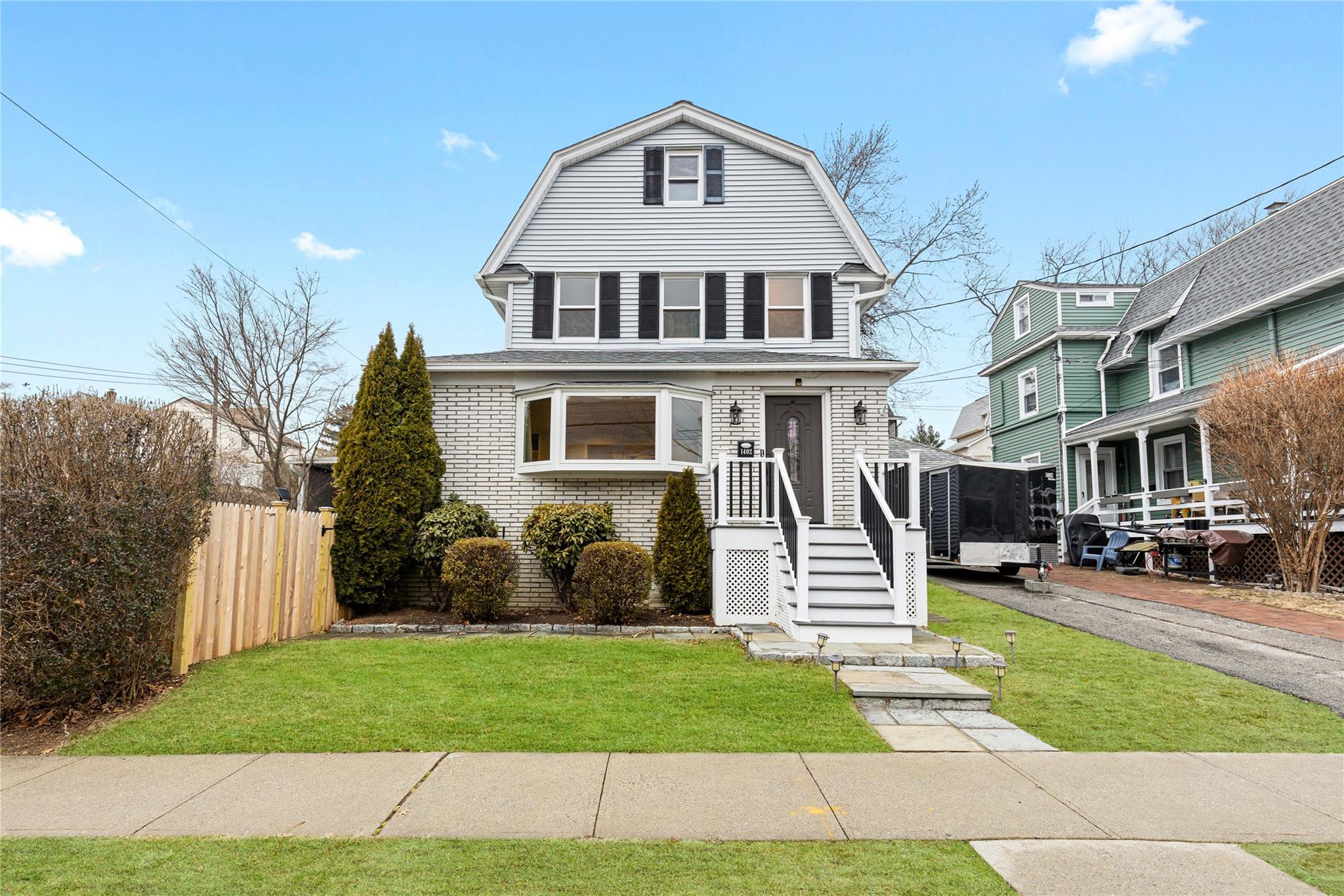 1402 Henry Avenue Property Photo