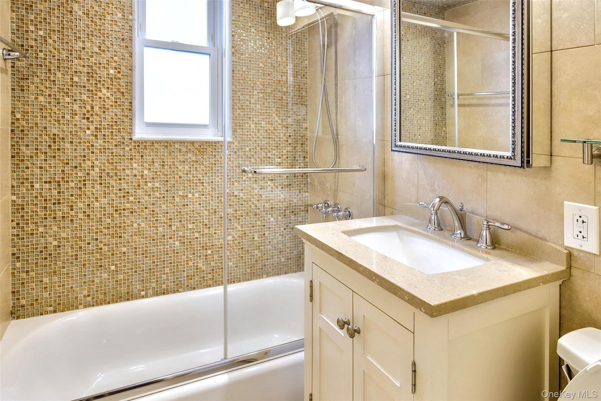 105-25 67th Avenue #702 -2g Property Photo 7