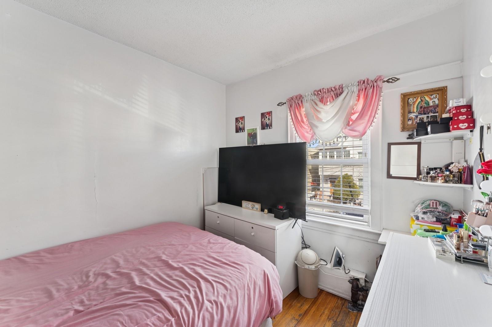 103-18 103rd Street Property Photo 10