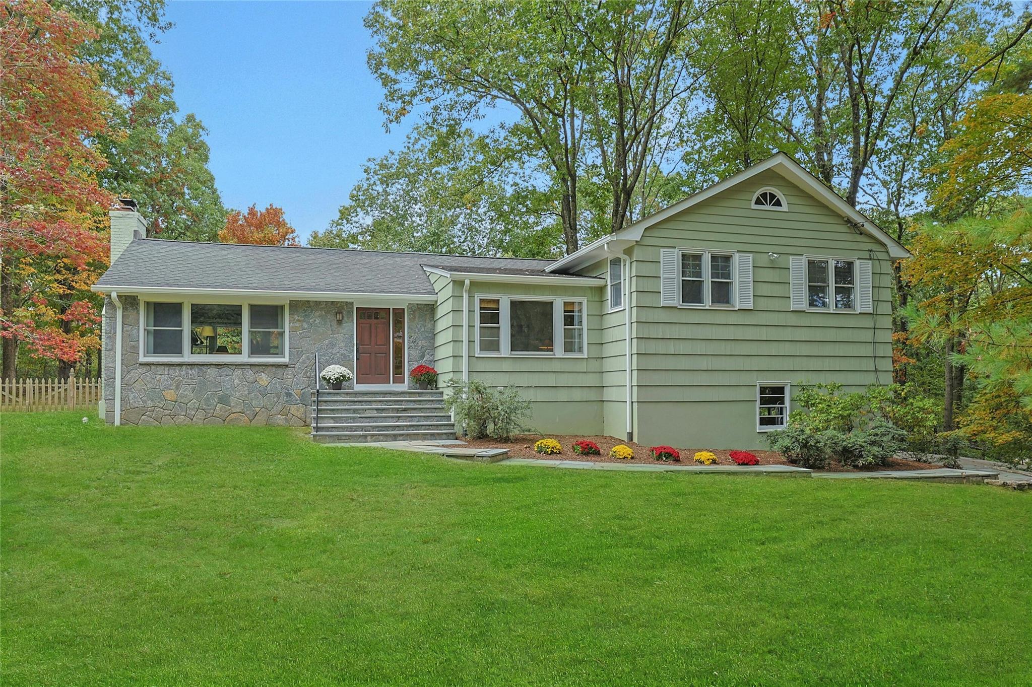 60 Cross Ridge Road Property Photo 1