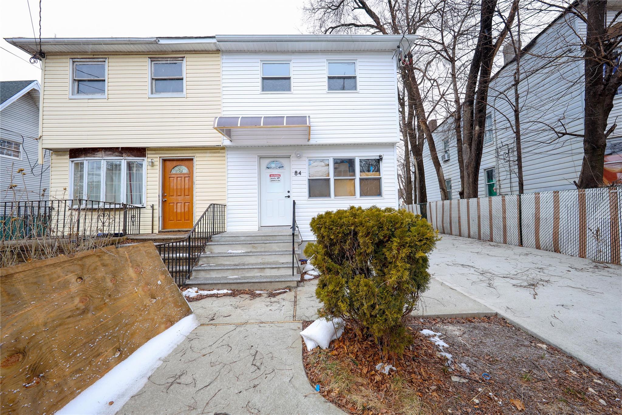 84 Elm Street Property Photo