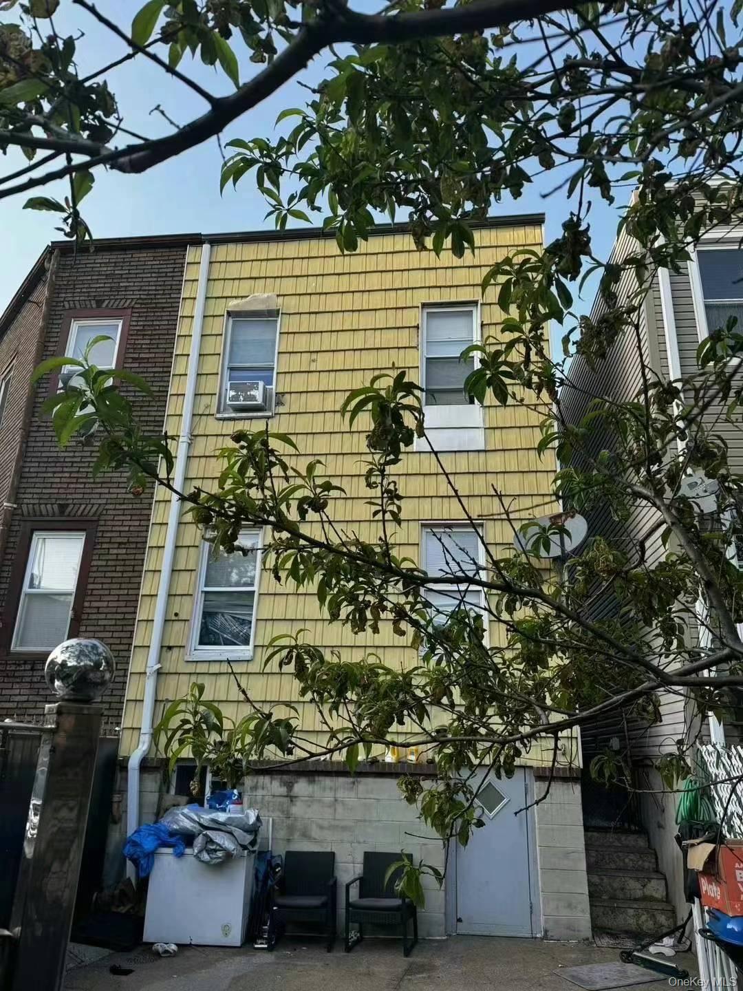 55-14 Van Cleef Street Property Photo 3