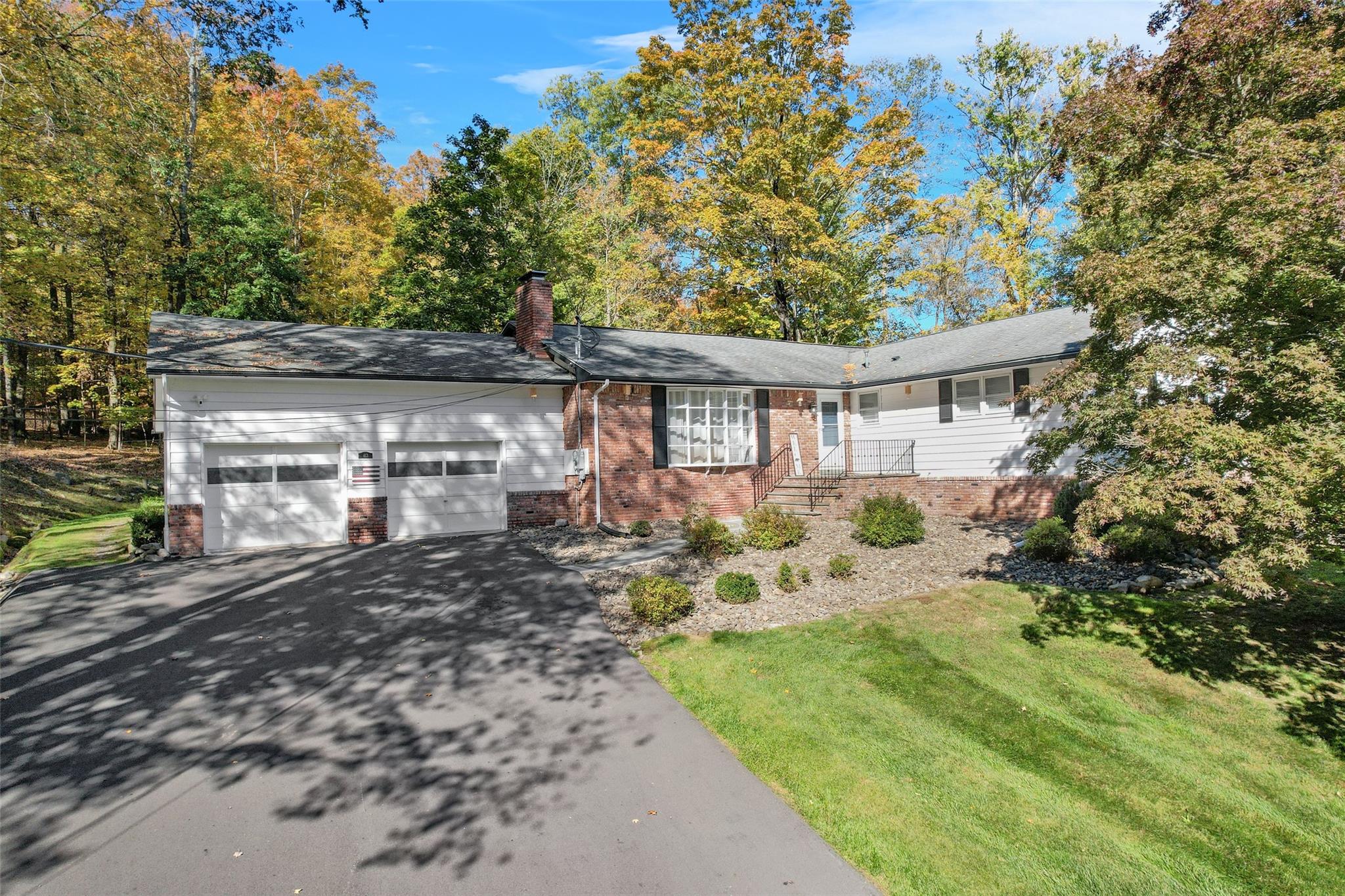 413 Orchard Hill Road Property Photo