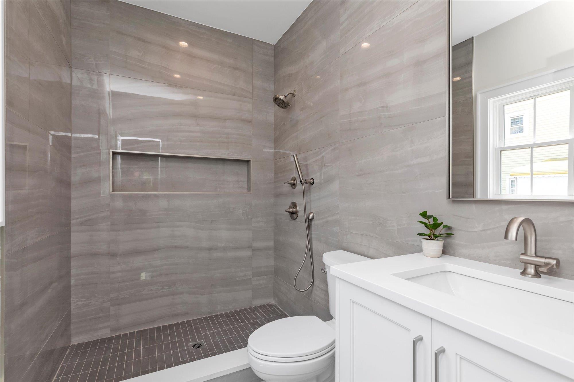18 Anita Avenue Property Photo 23