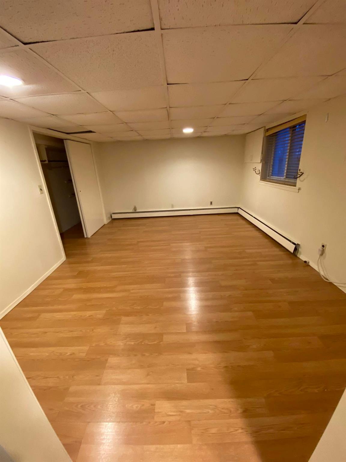 8 Oak Street Property Photo