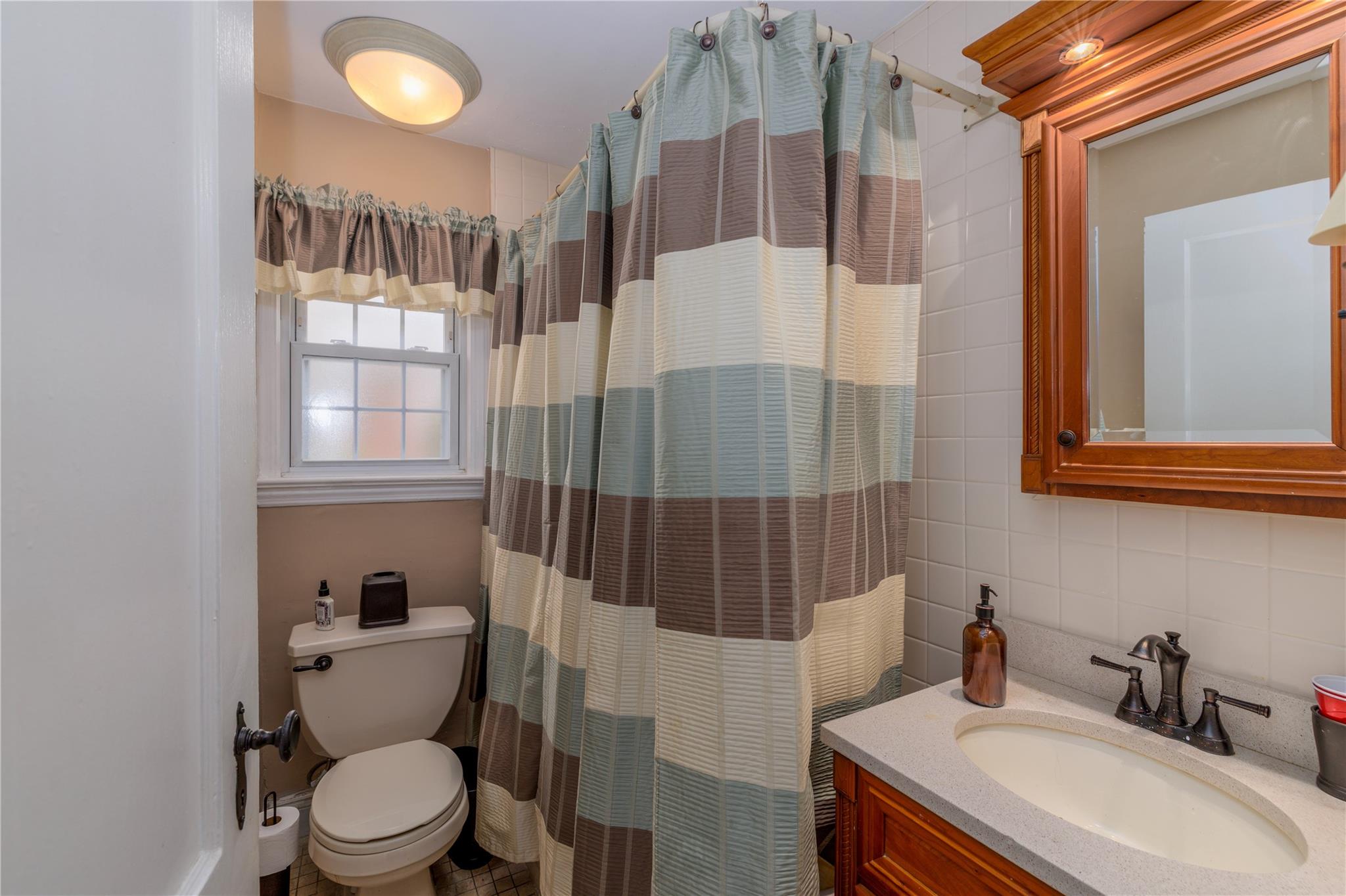 1511 Lincoln Avenue Property Photo 13