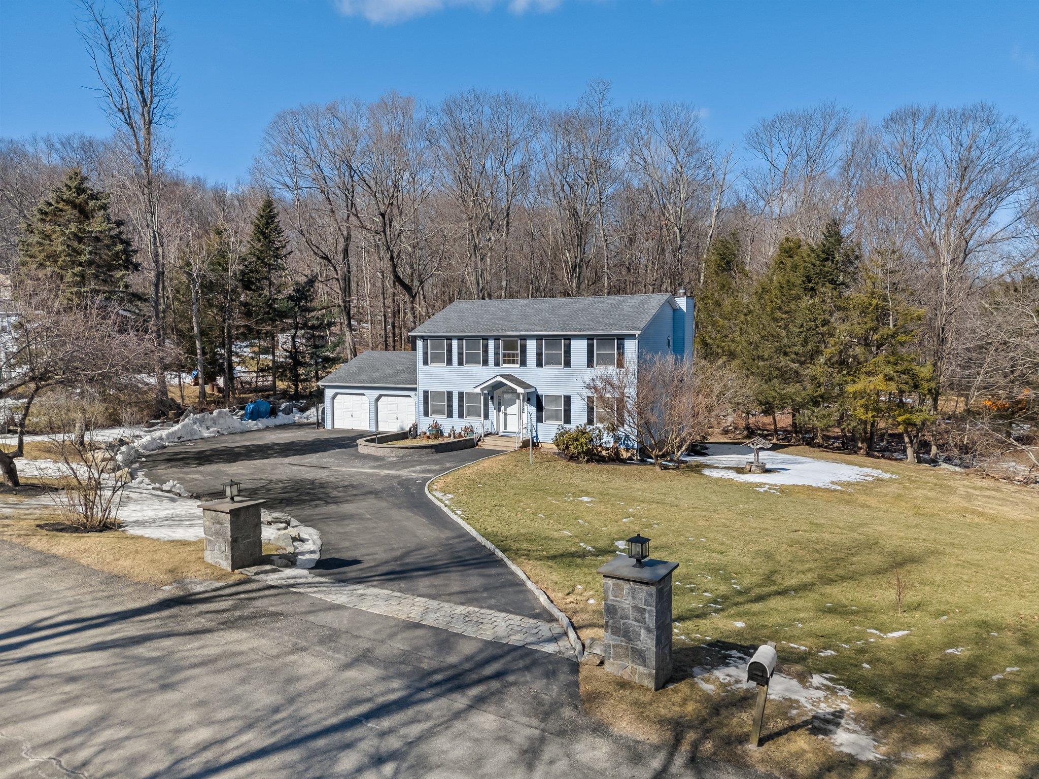 12582 Real Estate Listings Main Image