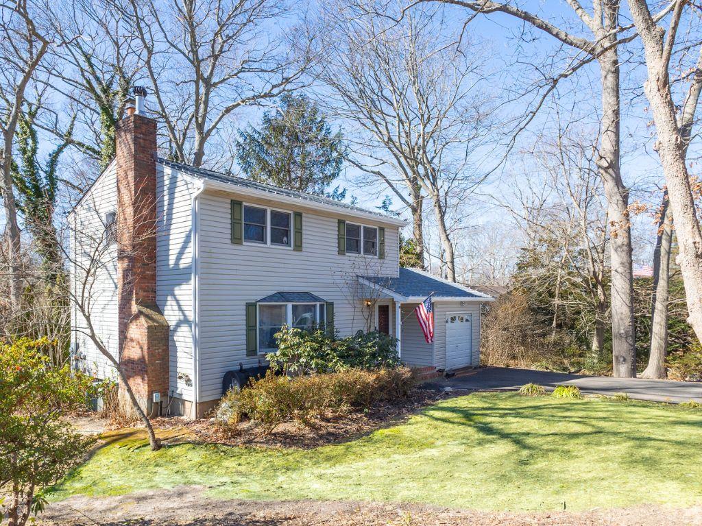 10 Dogwood Lane Property Photo