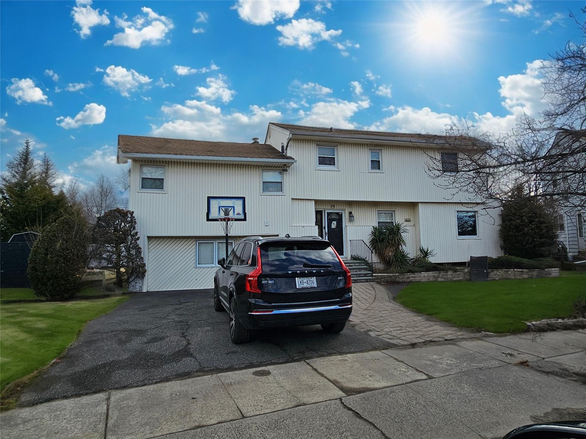 19 Park Circle Property Photo