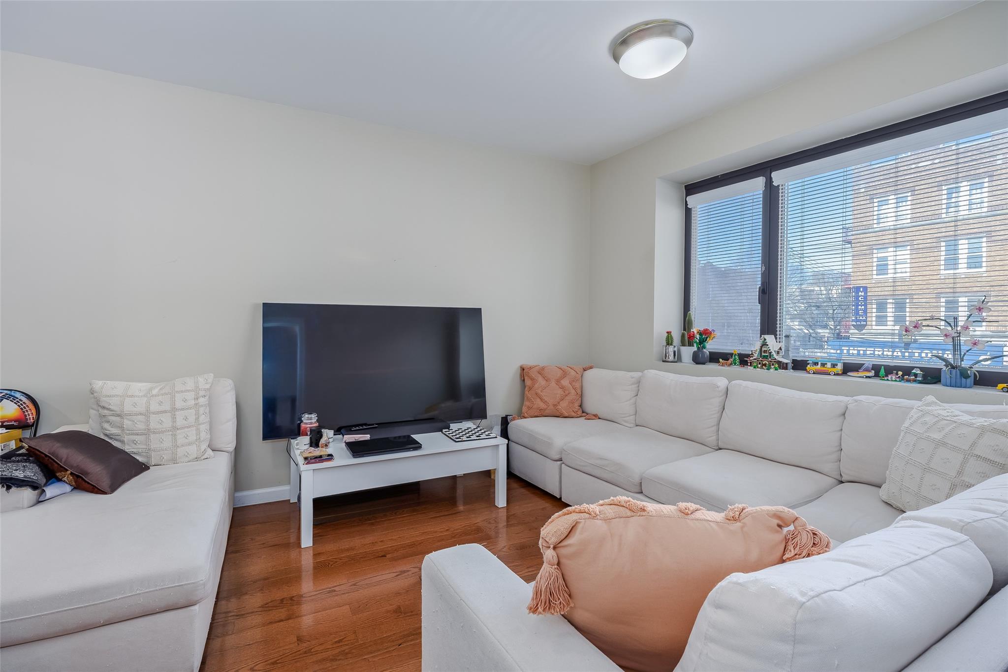 172-18 Jamaica Ave 202 ( 2 B Property Photo 5