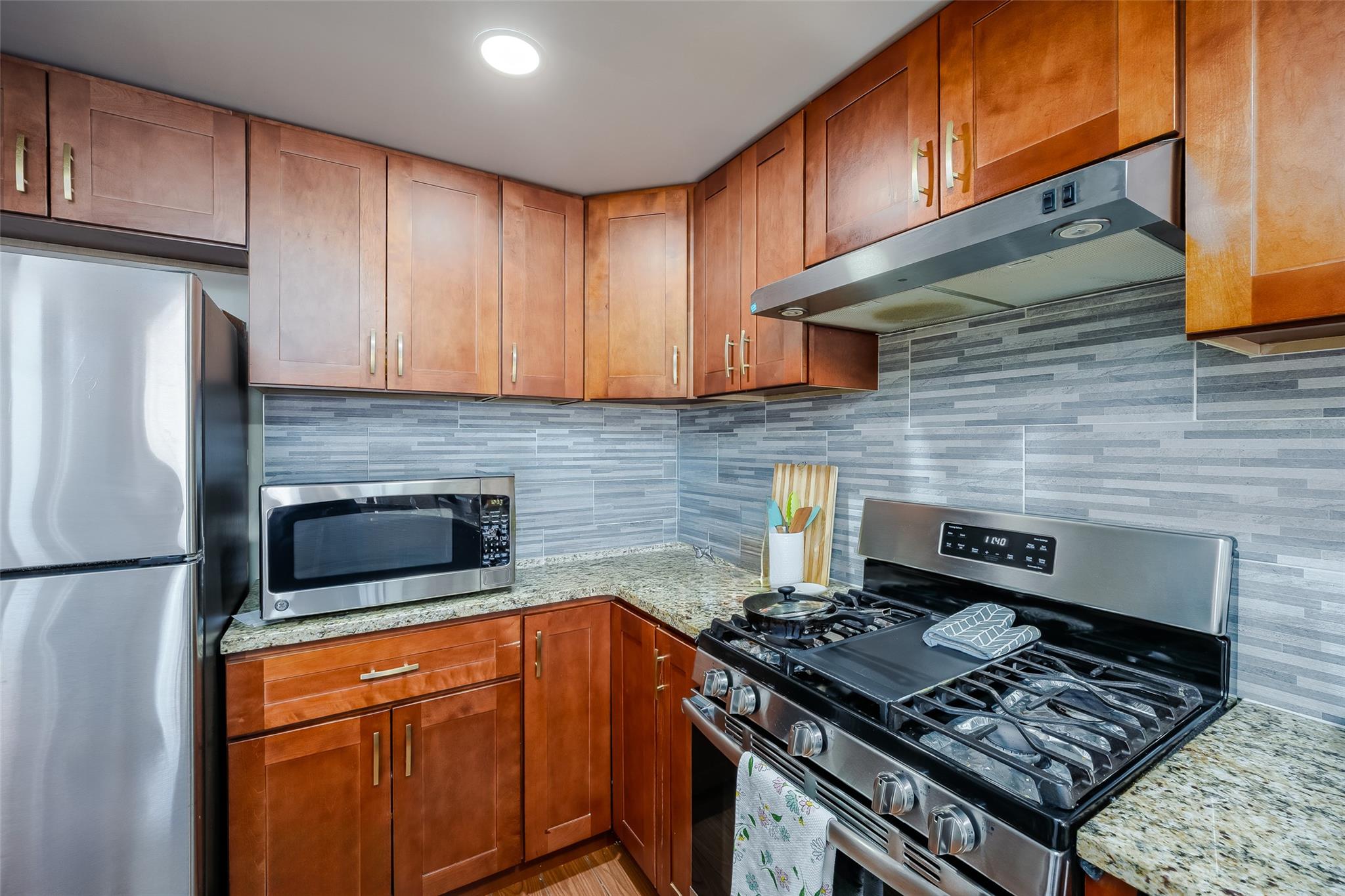 172-18 Jamaica Ave 202 ( 2 B Property Photo 10