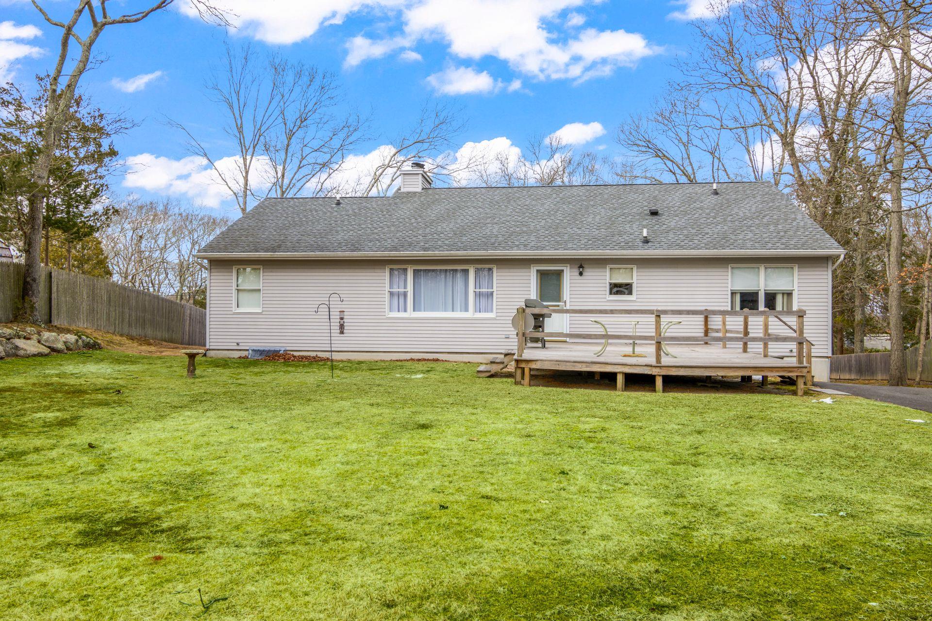 8 Rolling Woods Lane Property Photo 21