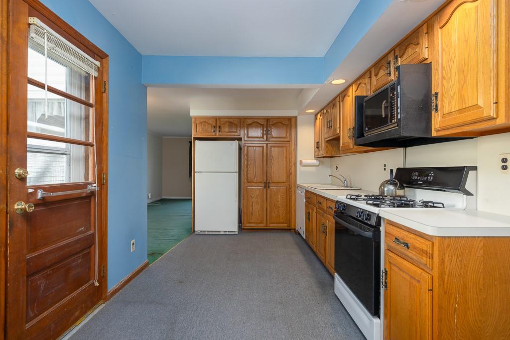 15 Rowan Road Property Photo 9