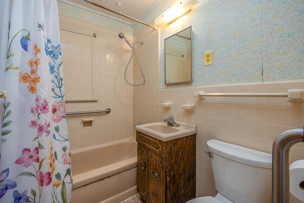 15 Rowan Road Property Photo 17