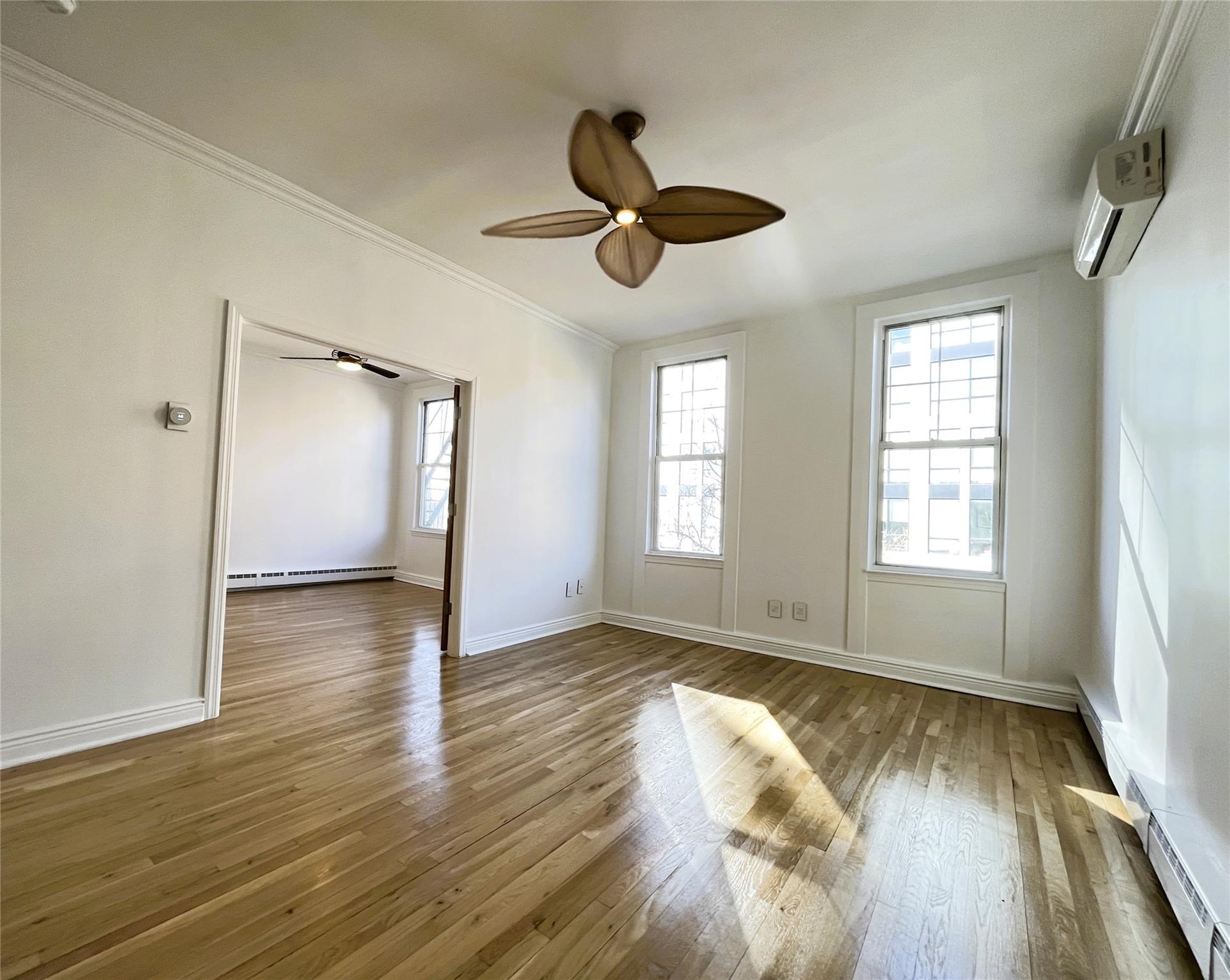 206 Montrose Avenue 3a Property Photo