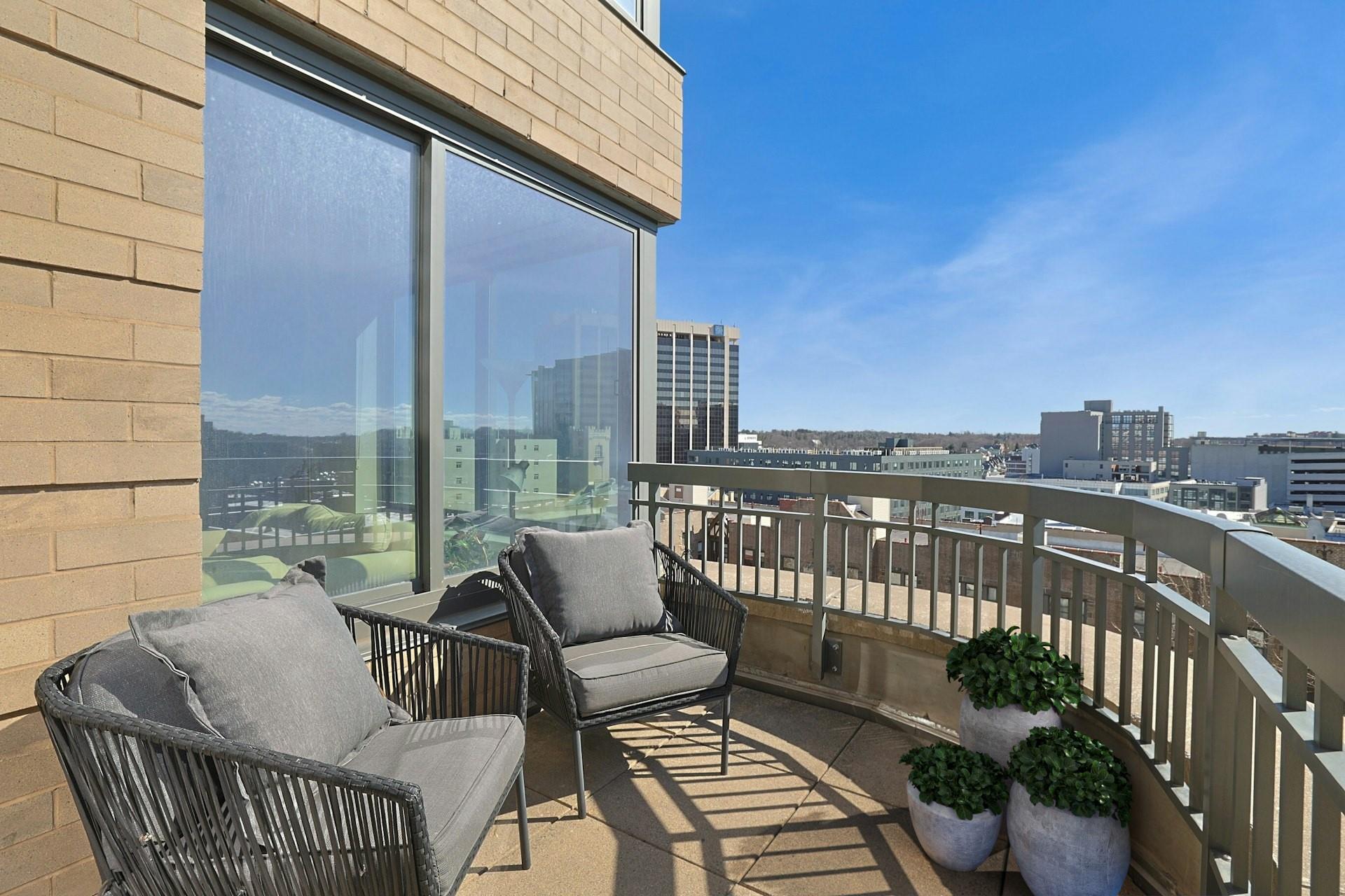 10 City Place 9a Property Photo 9
