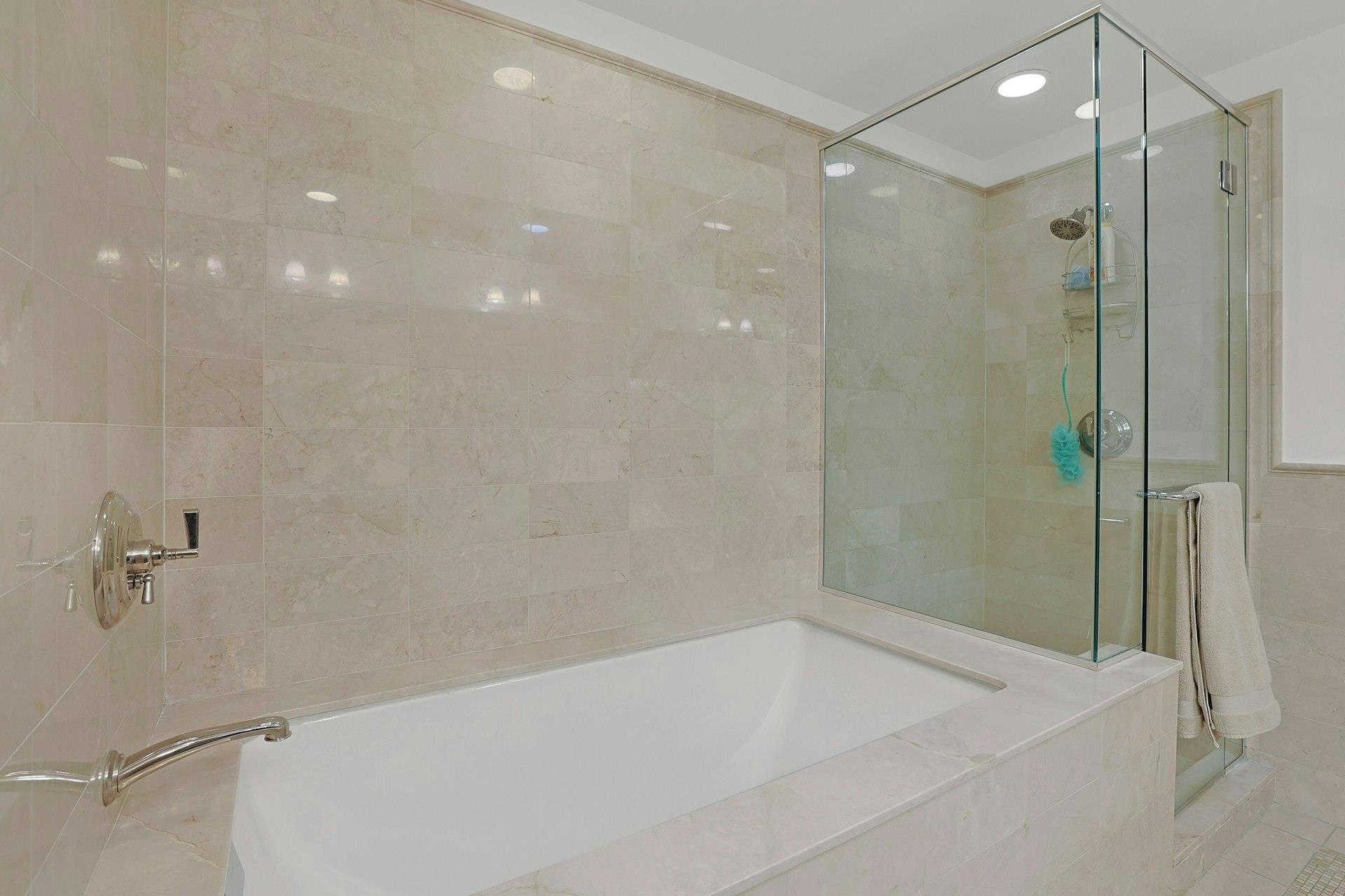10 City Place 9a Property Photo 16