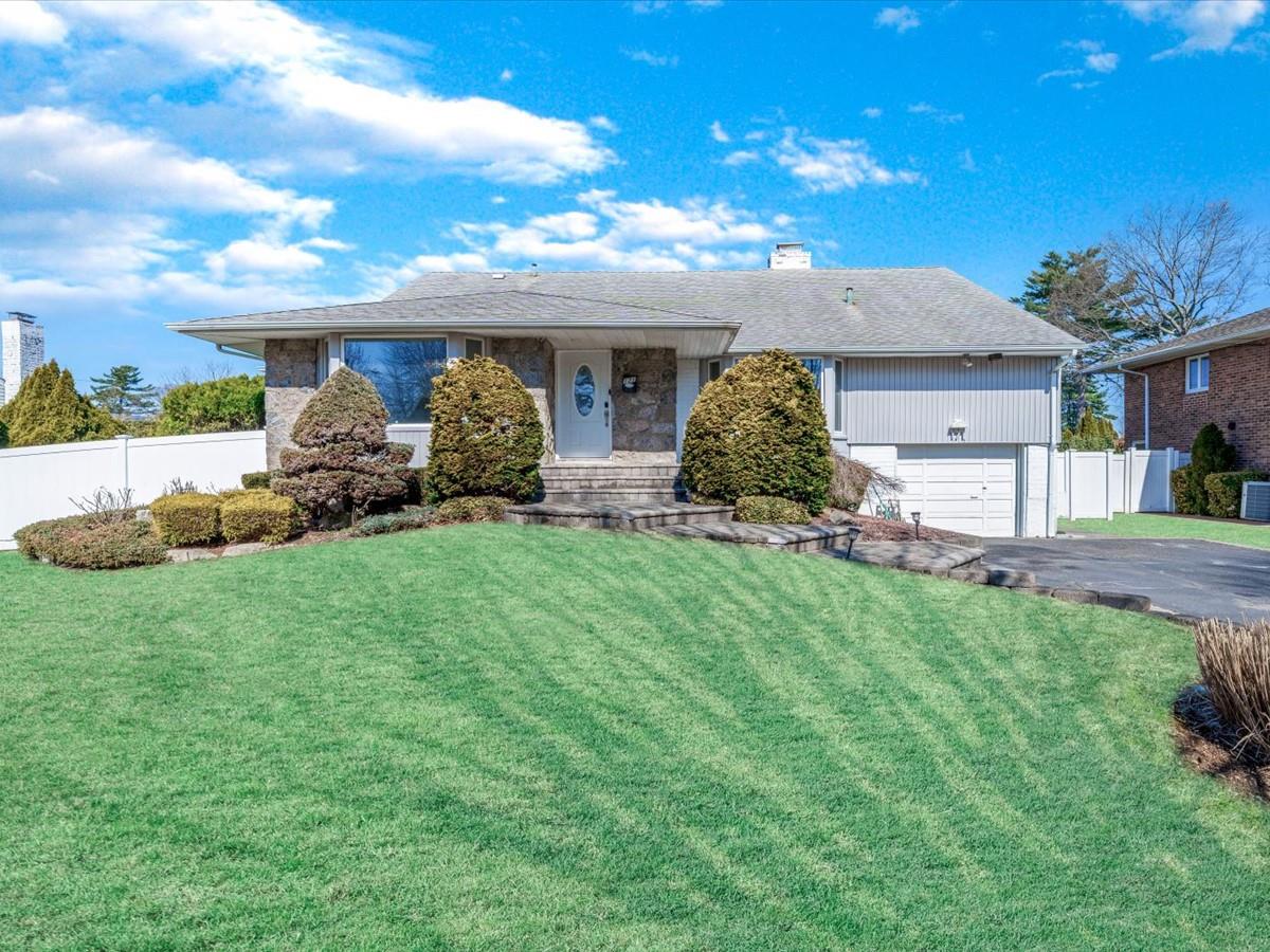 171 Birchwood Park Drive Property Photo