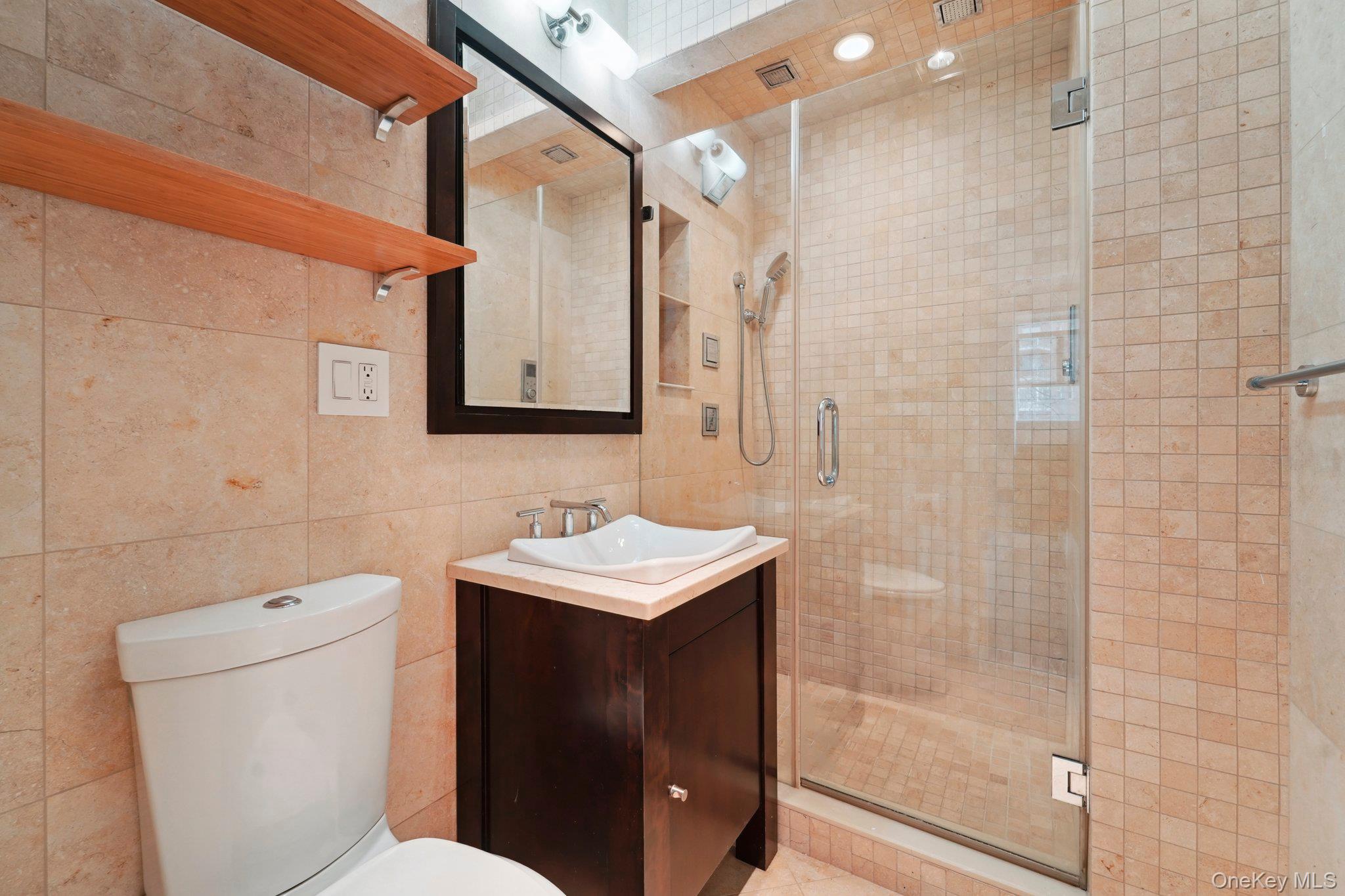 2727 Palisade Avenue 4h Property Photo 11