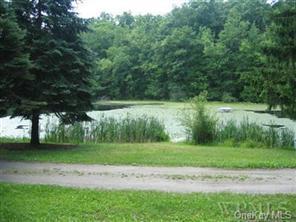 103-109 Kramers Pond Road 103-105-107-109 Property Photo