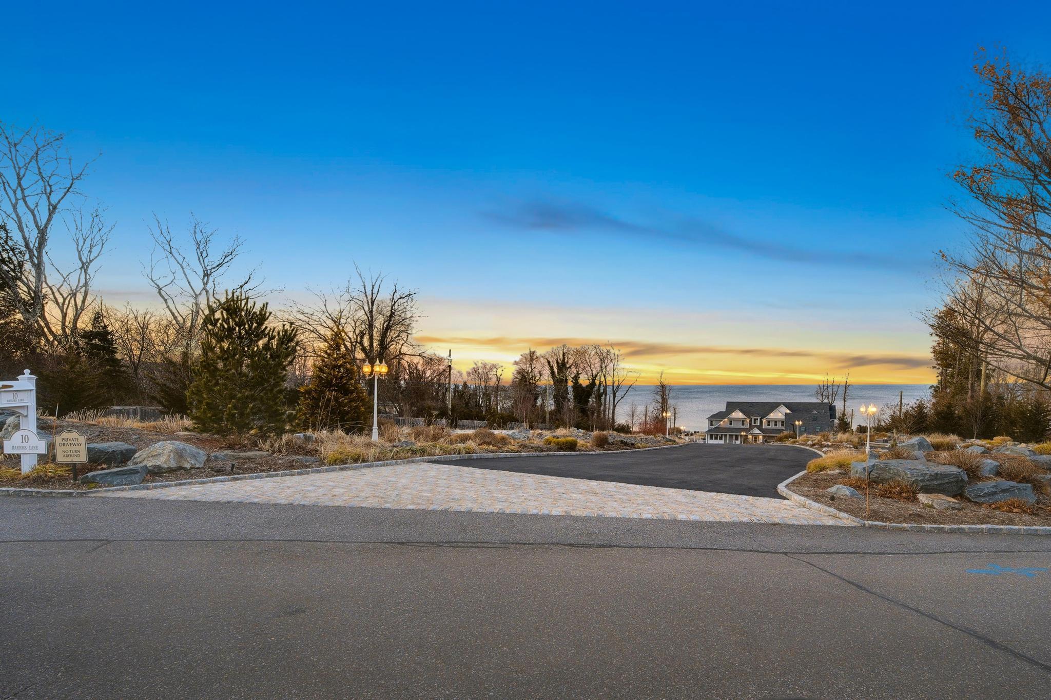 52 Brookfield Road Property Photo