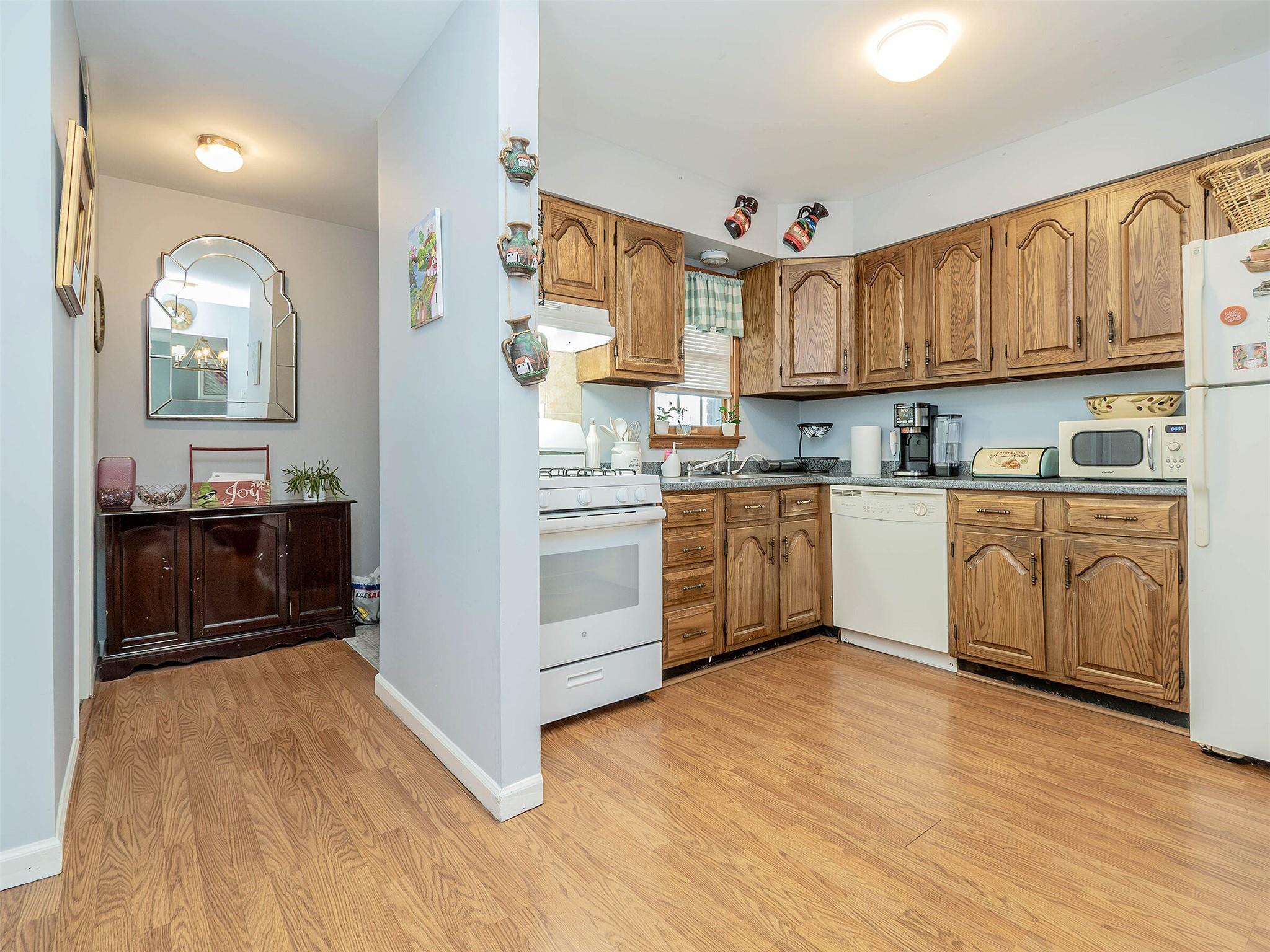 36 Avenue A Property Photo 2