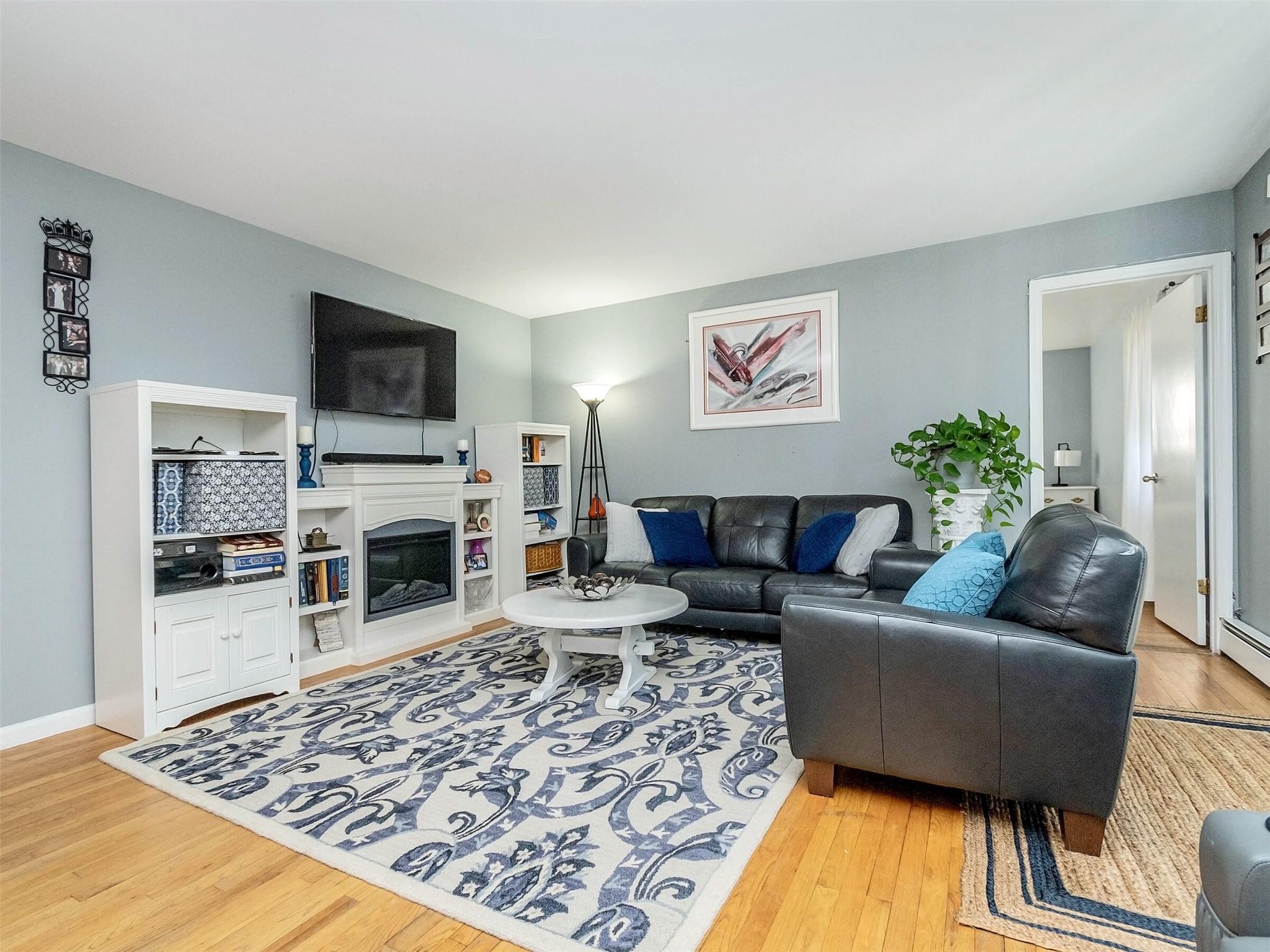 36 Avenue A Property Photo 7