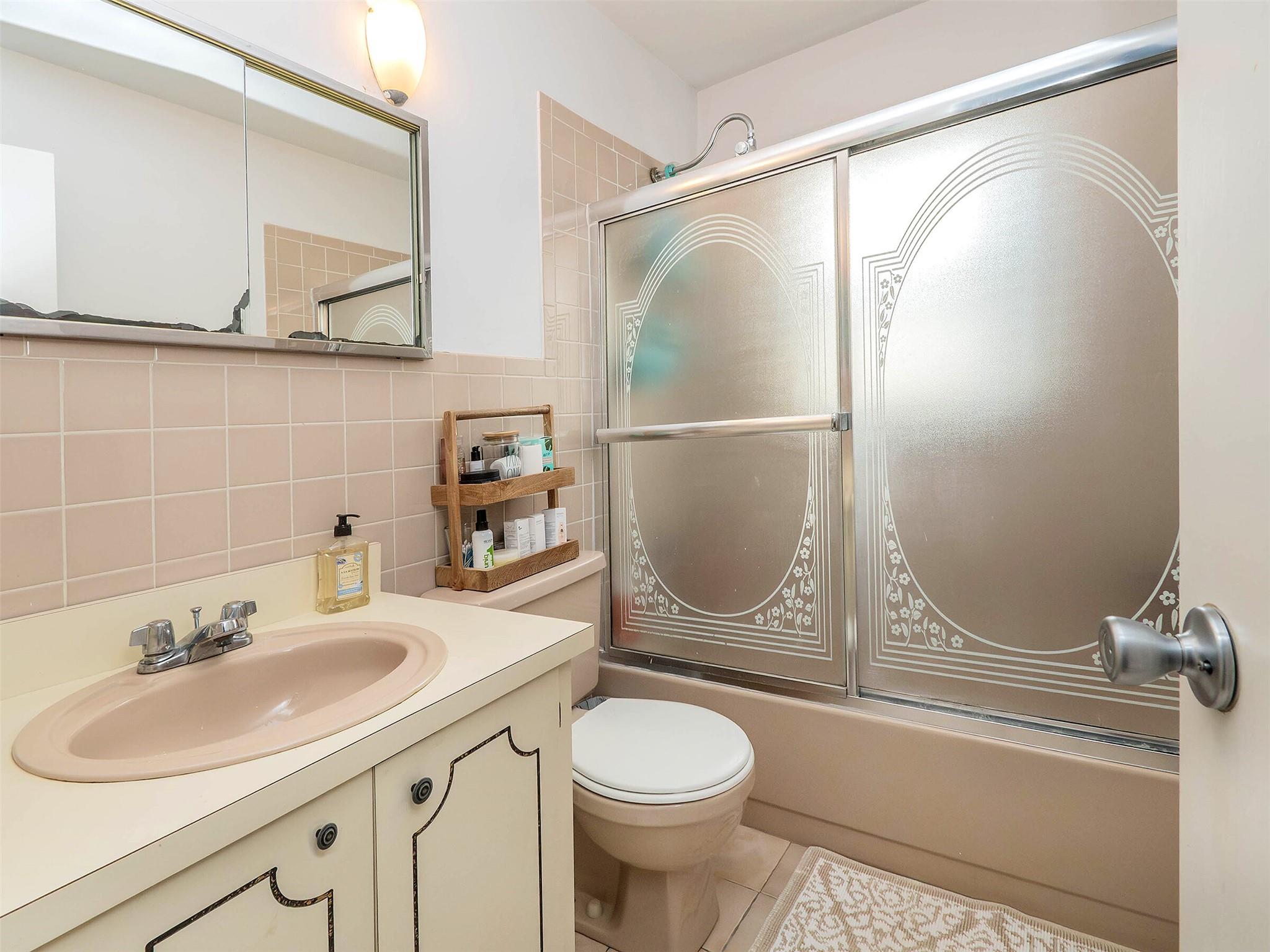36 Avenue A Property Photo 11