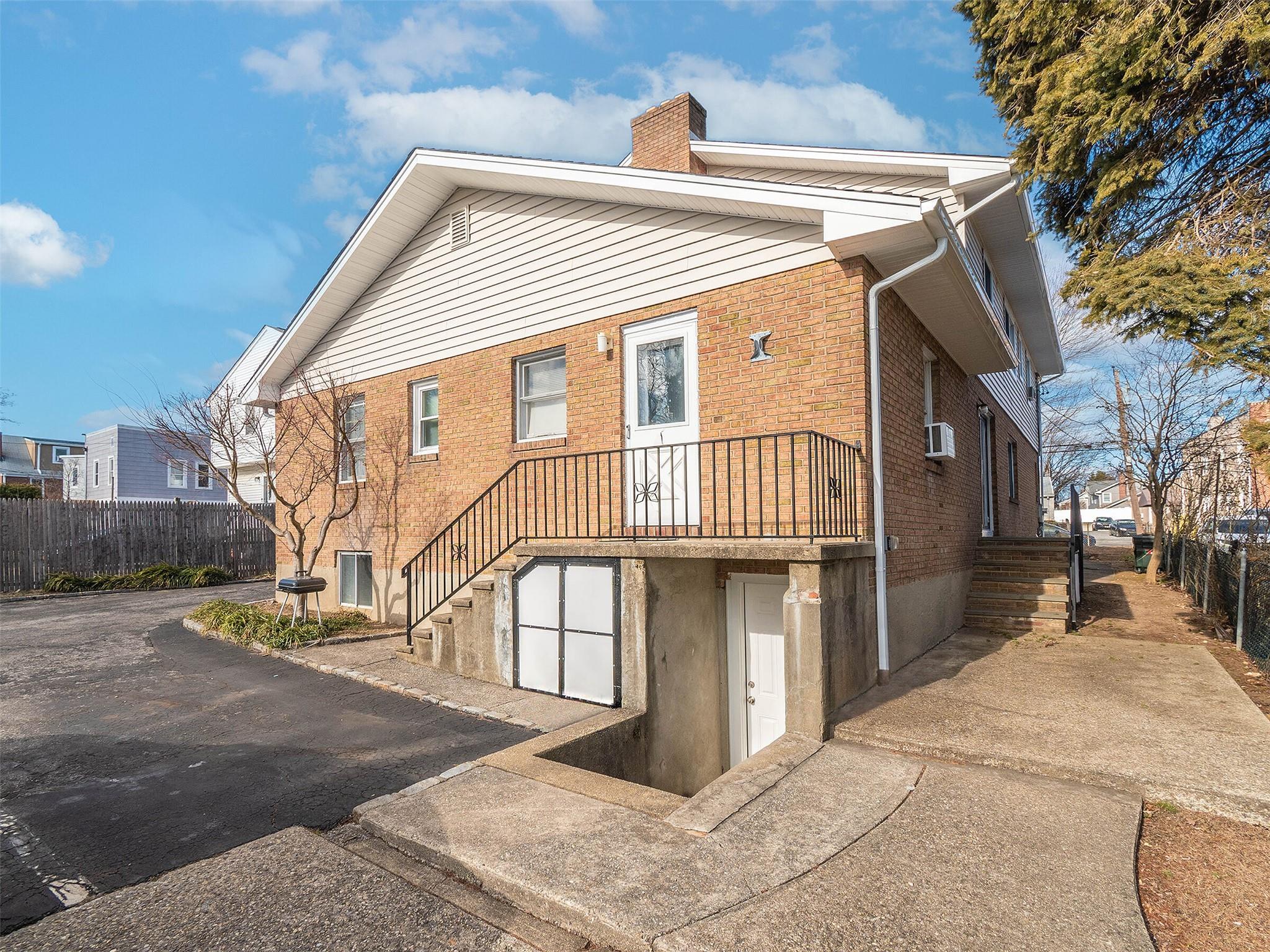 36 Avenue A Property Photo 19