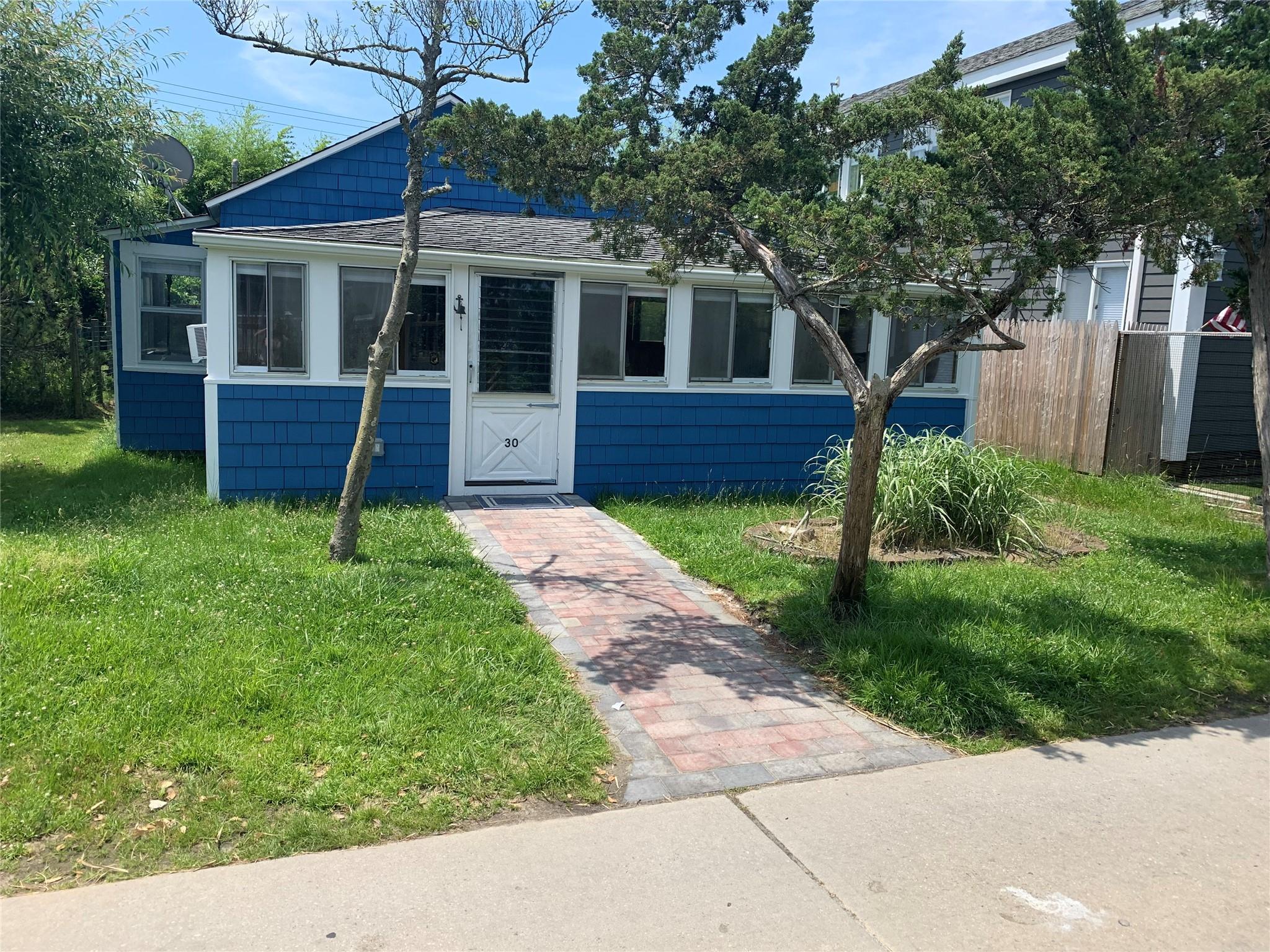 30 Bungalow Walk Property Photo 1