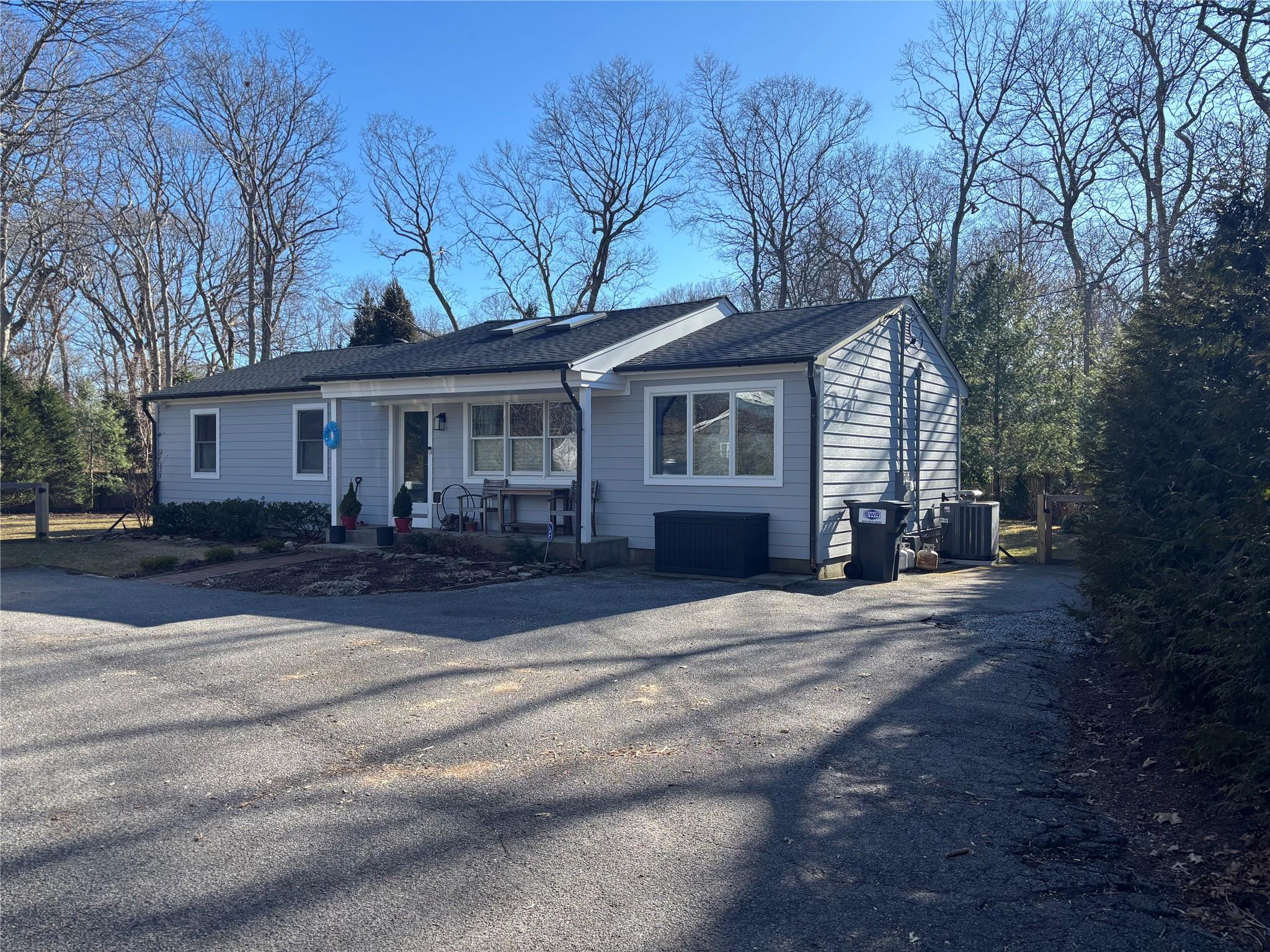 11 Post Crossing Property Photo