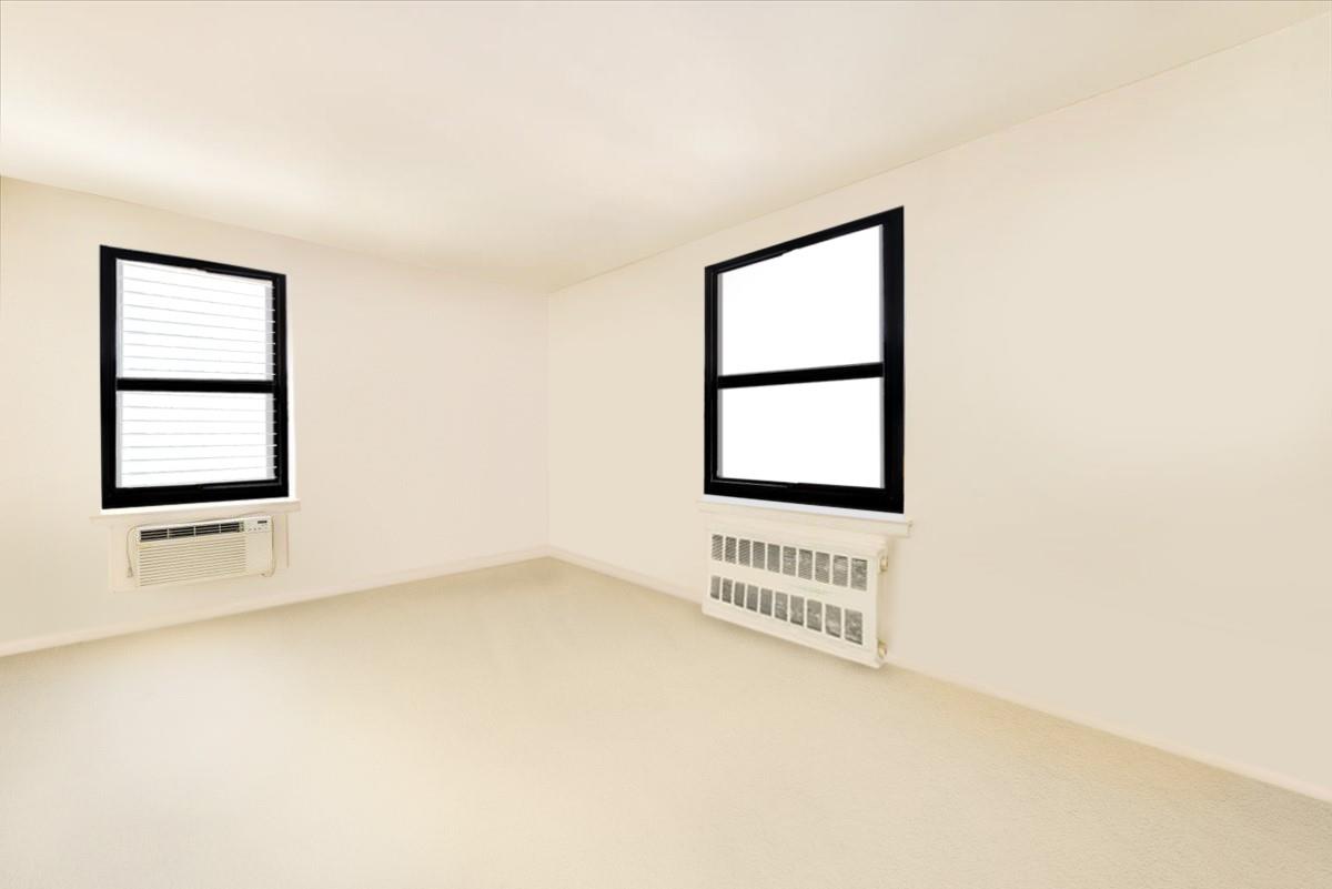 15 Hill Park Avenue 2-c Property Photo 10